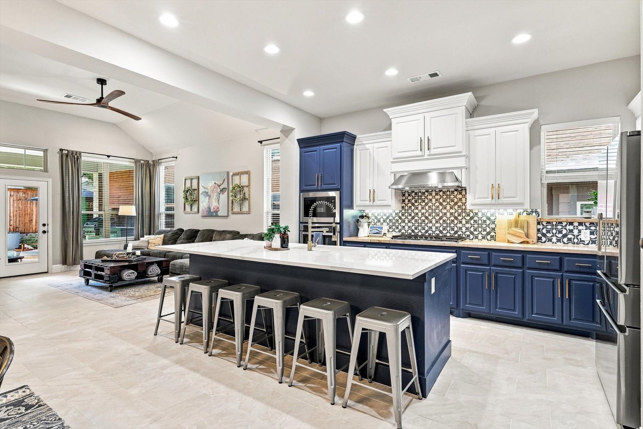 1516 Presley Way
