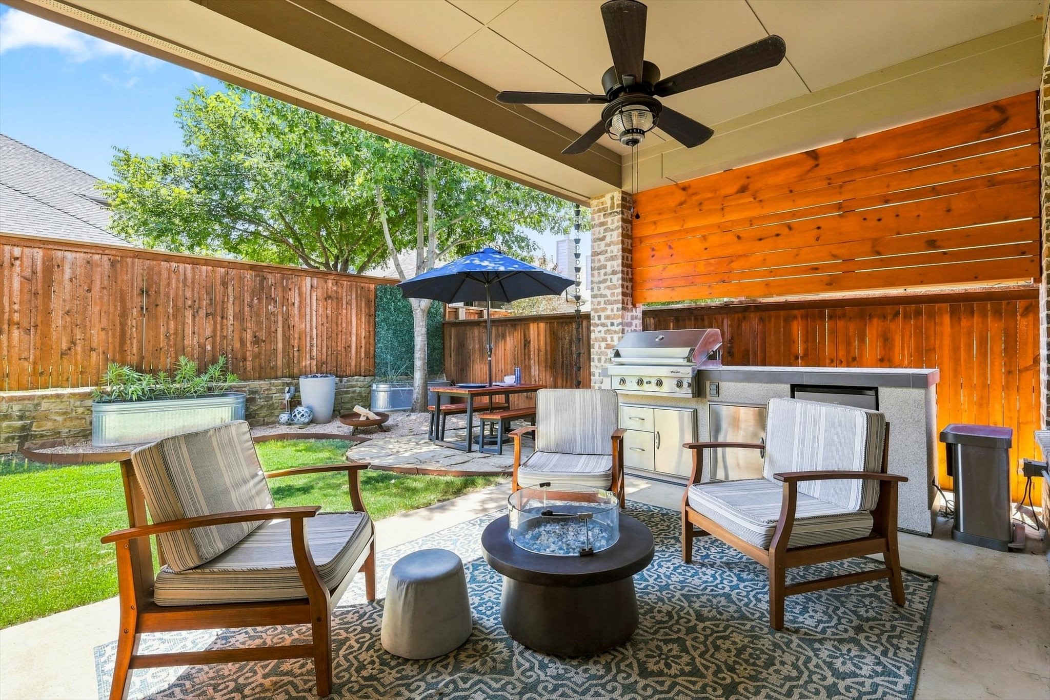 1516 Presley Way