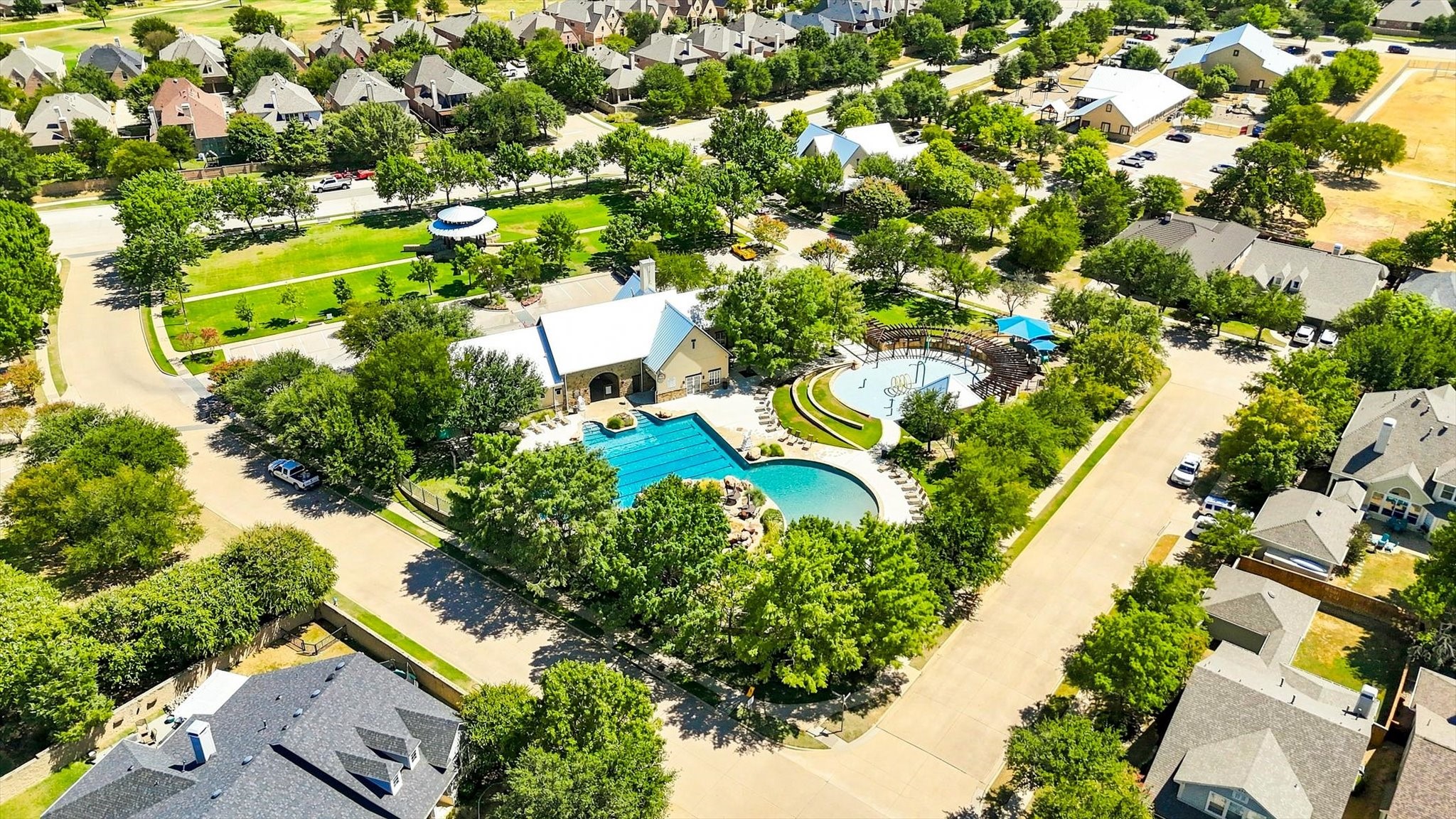 1516 Presley Way