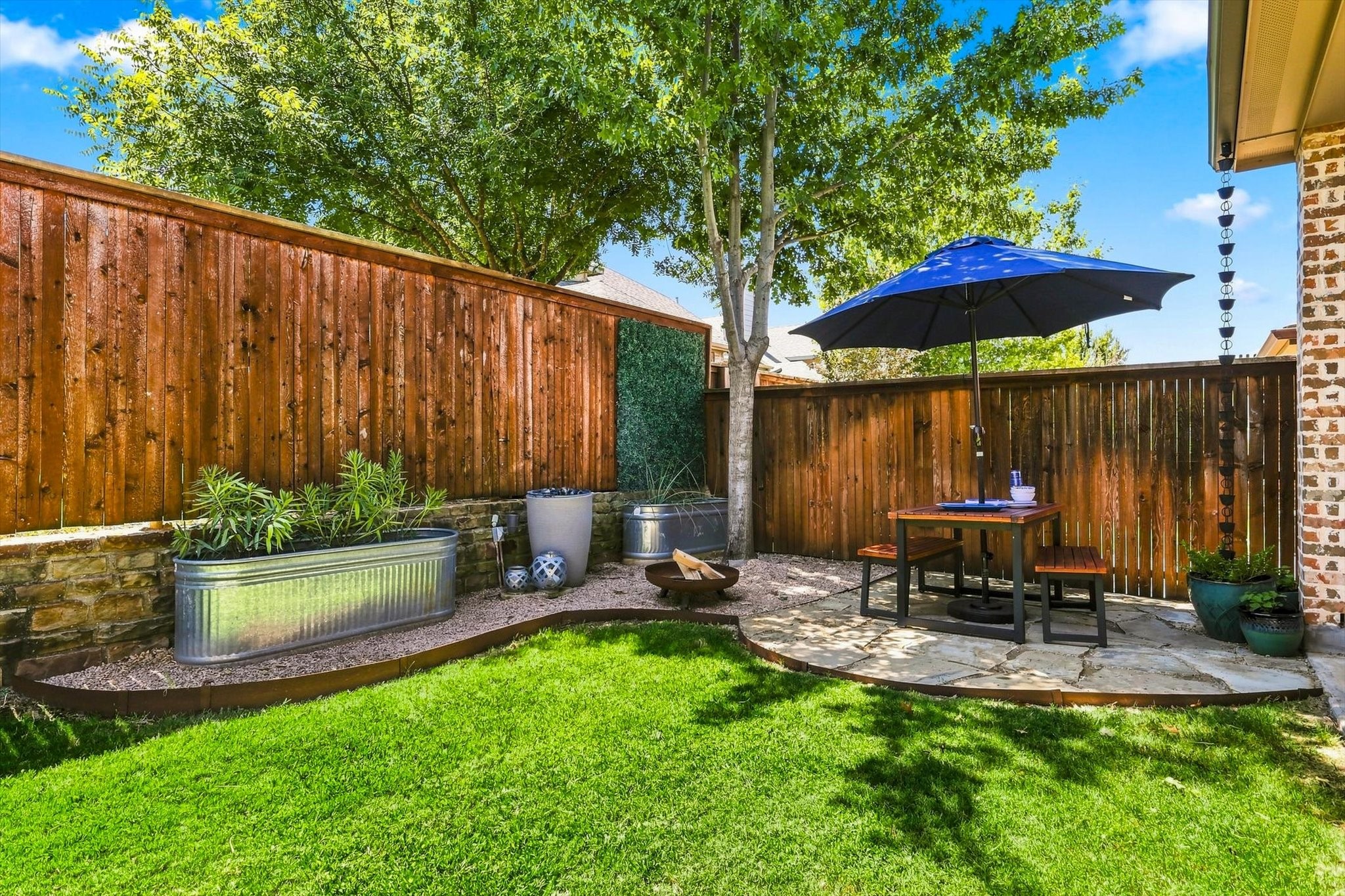 1516 Presley Way