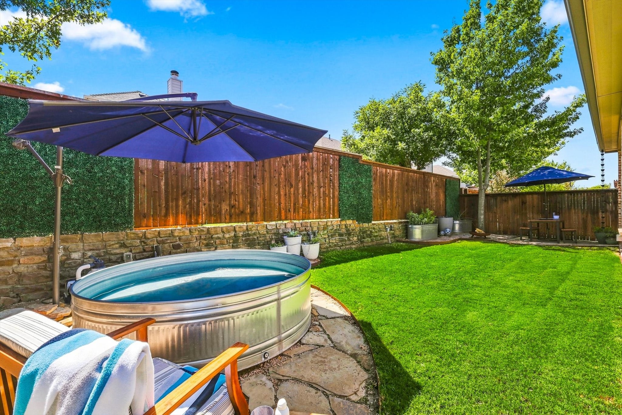 1516 Presley Way