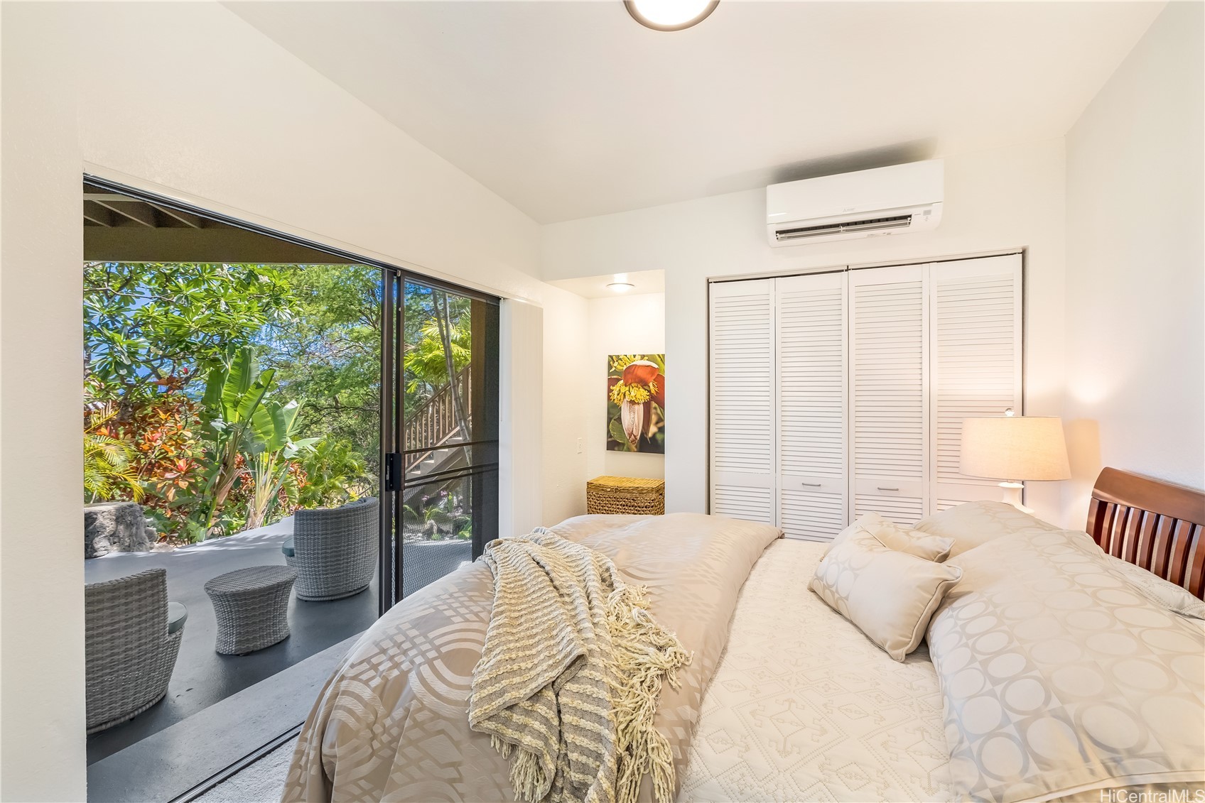 5926 Kalanianaole Highway