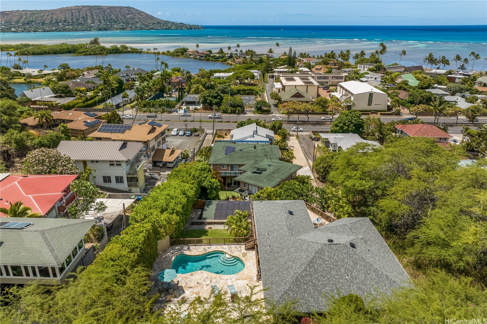 5926 Kalanianaole Highway