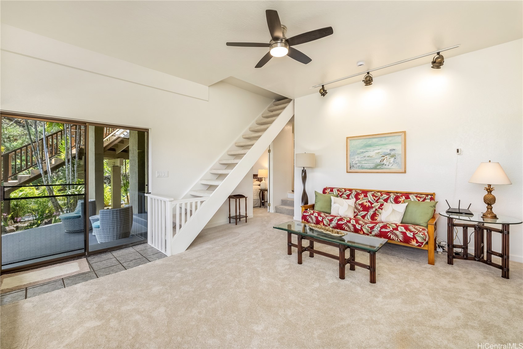 5926 Kalanianaole Highway