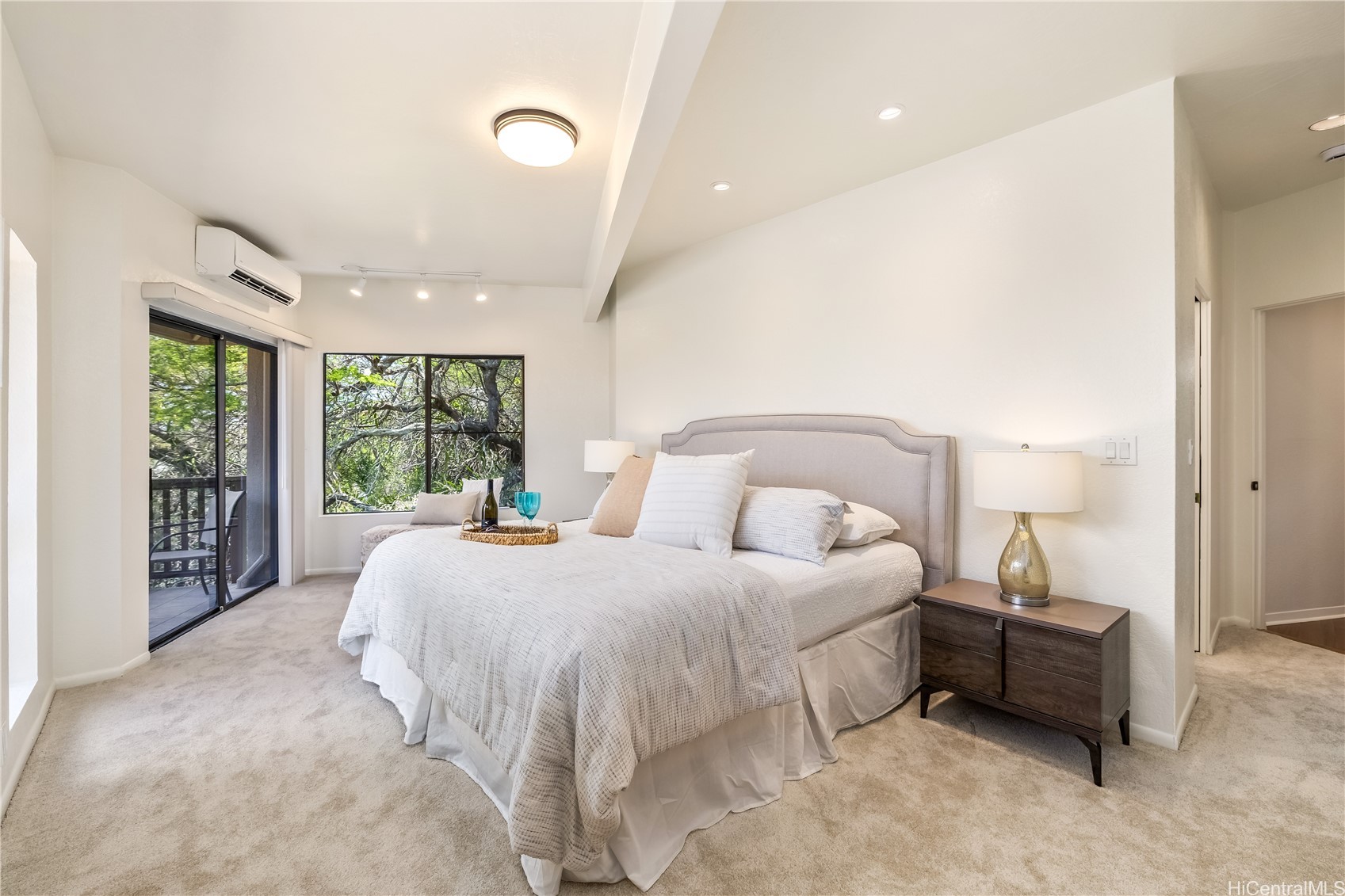 5926 Kalanianaole Highway