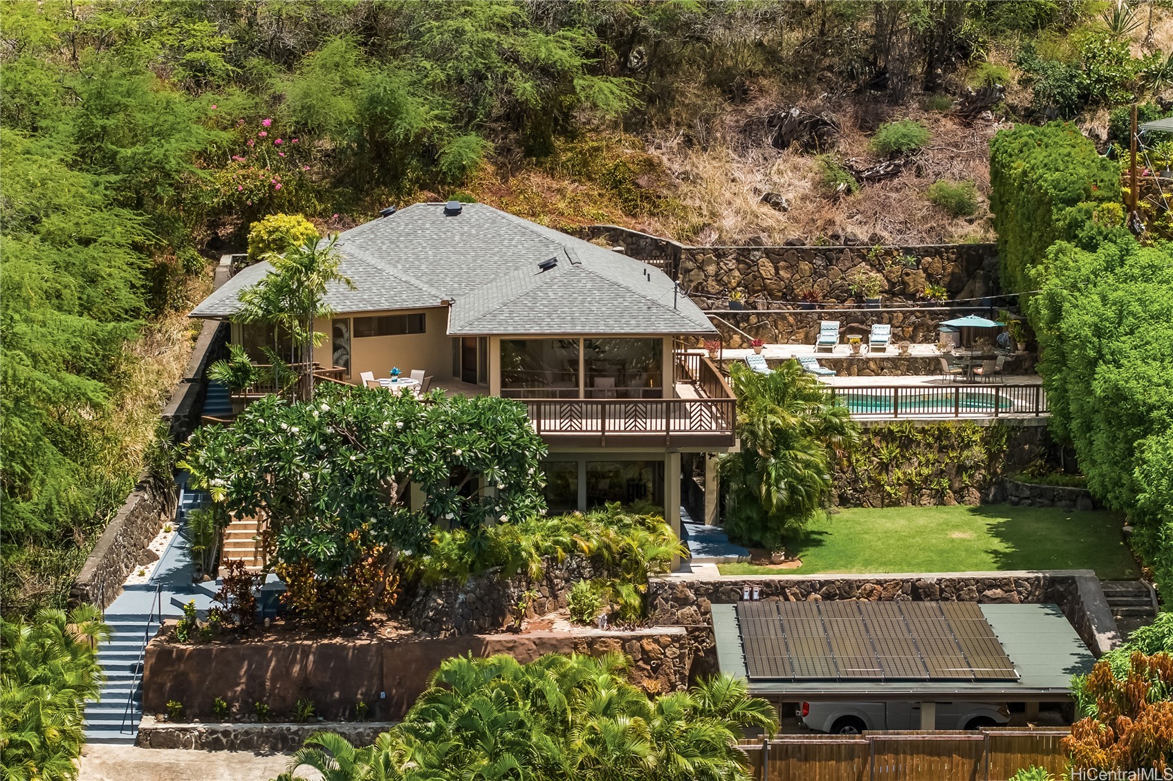 5926 Kalanianaole Highway