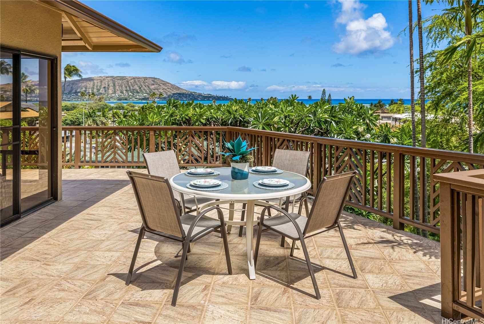 5926 Kalanianaole Highway