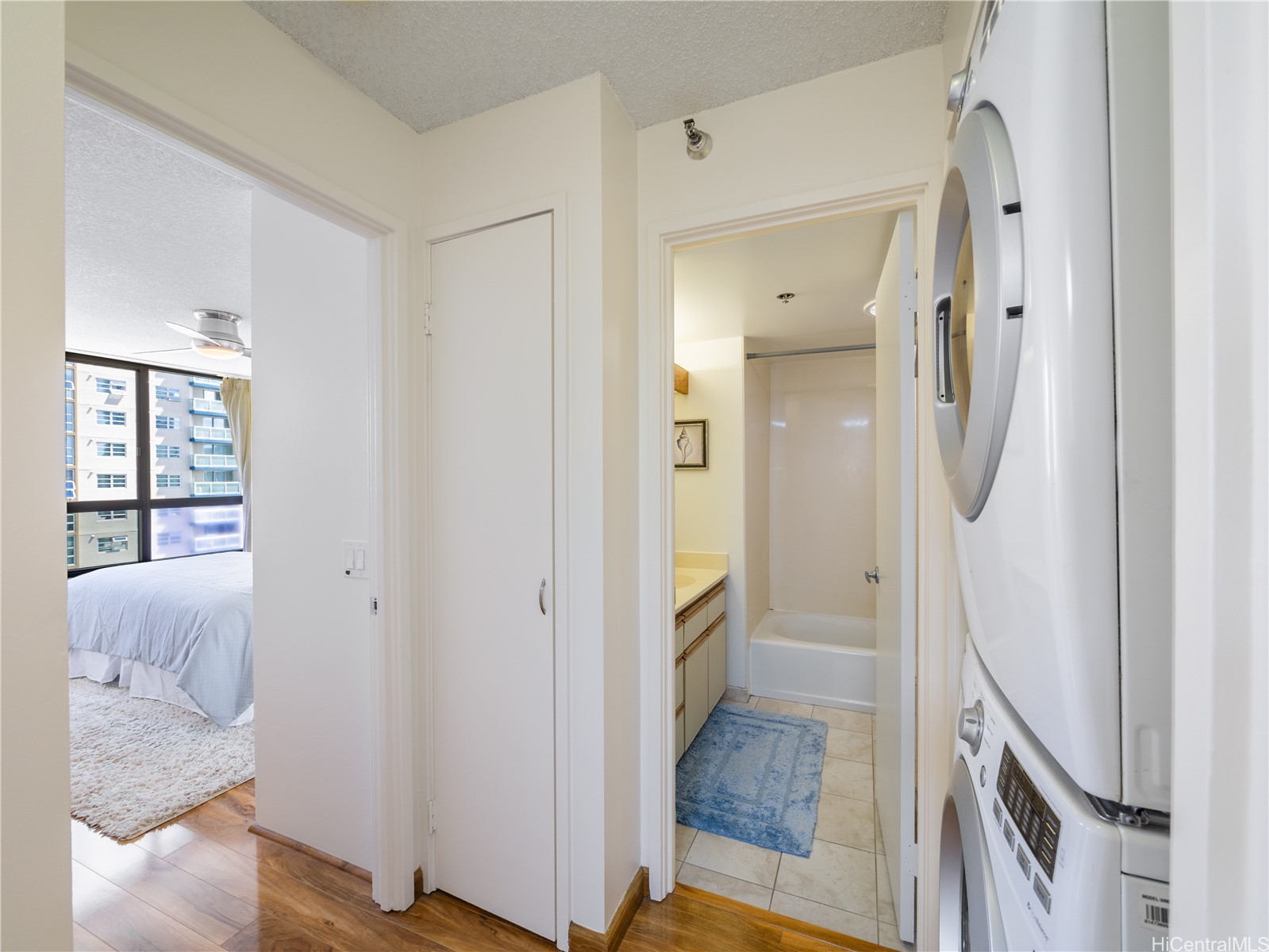876 Curtis Street 2308