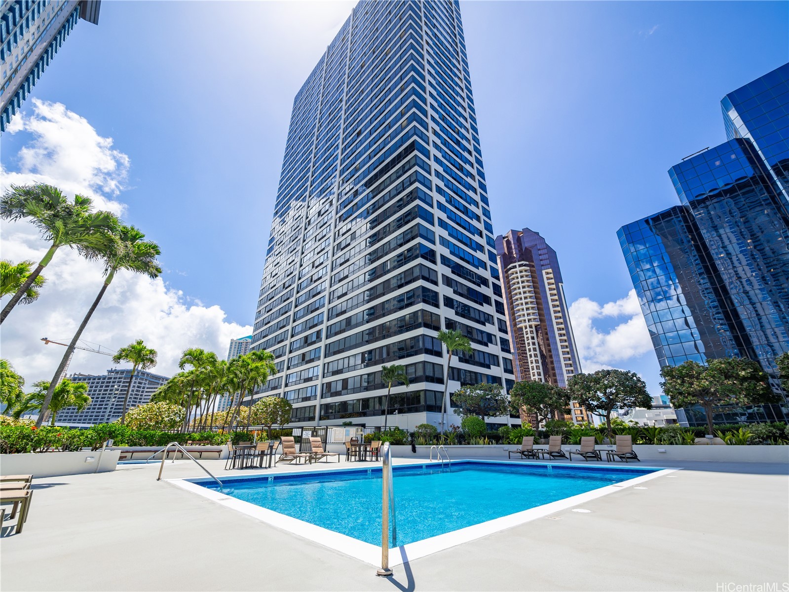 876 Curtis Street 2308