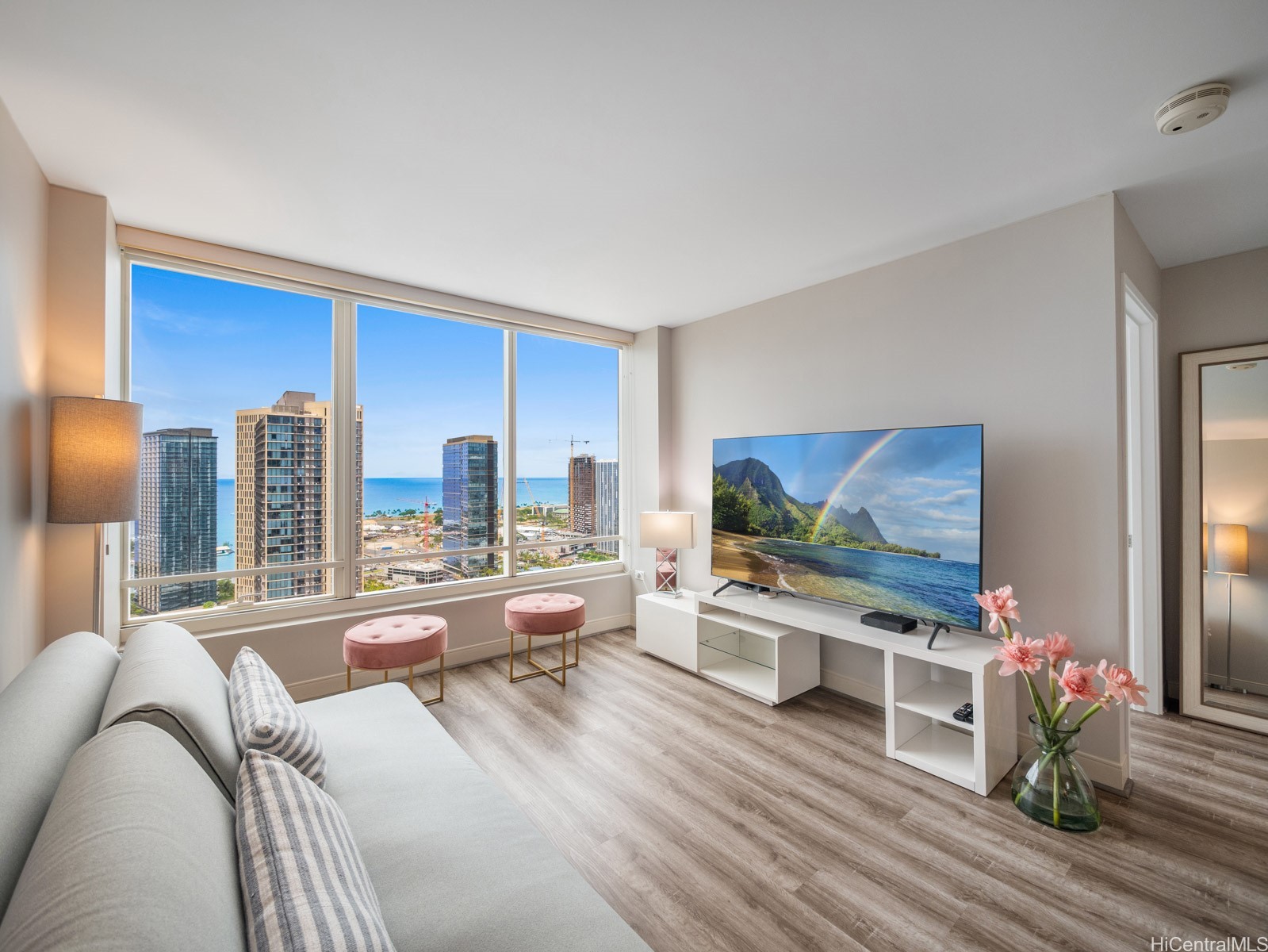 1009 Kapiolani Boulevard 4008