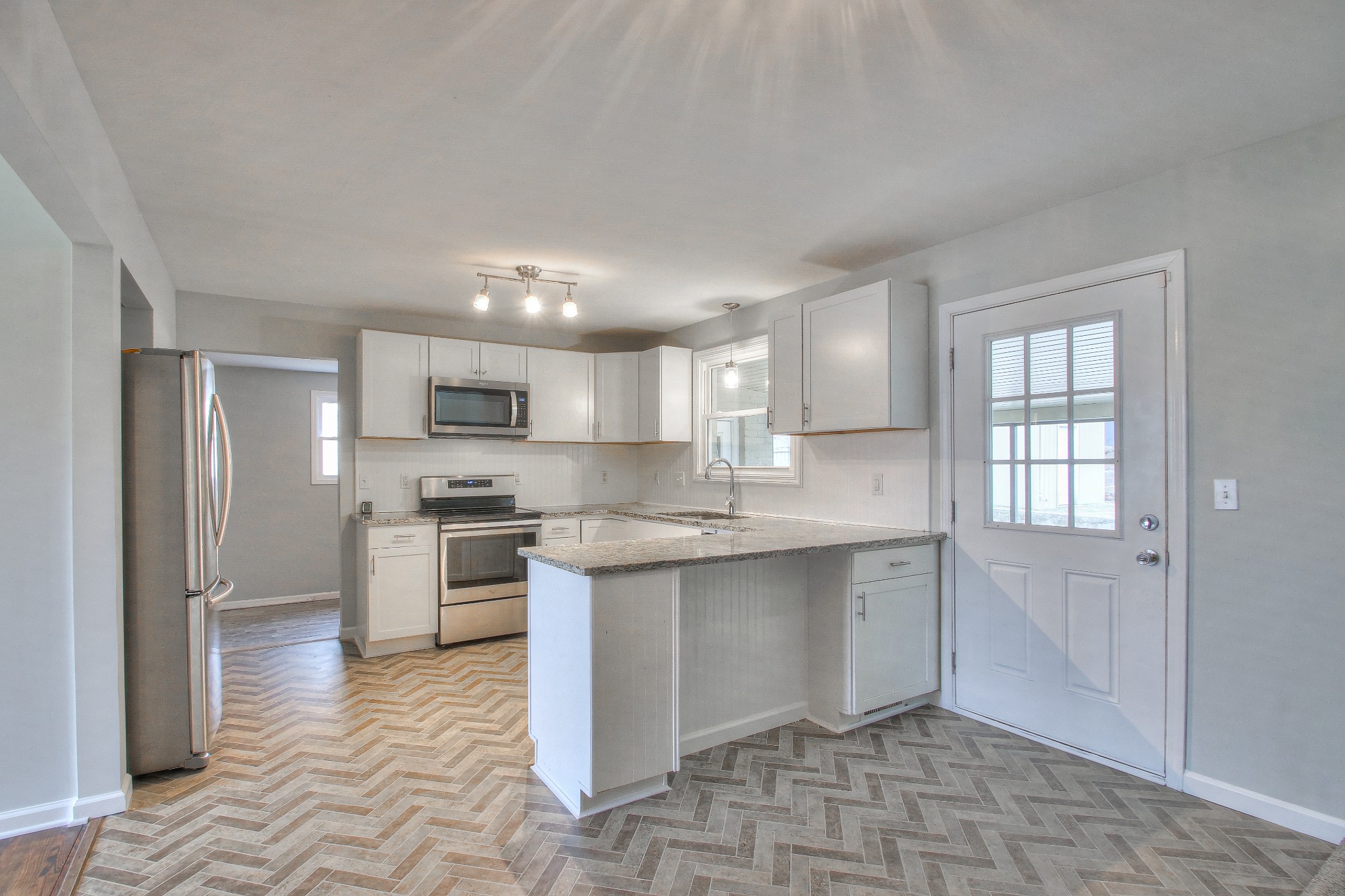 531 River Rouge Dr