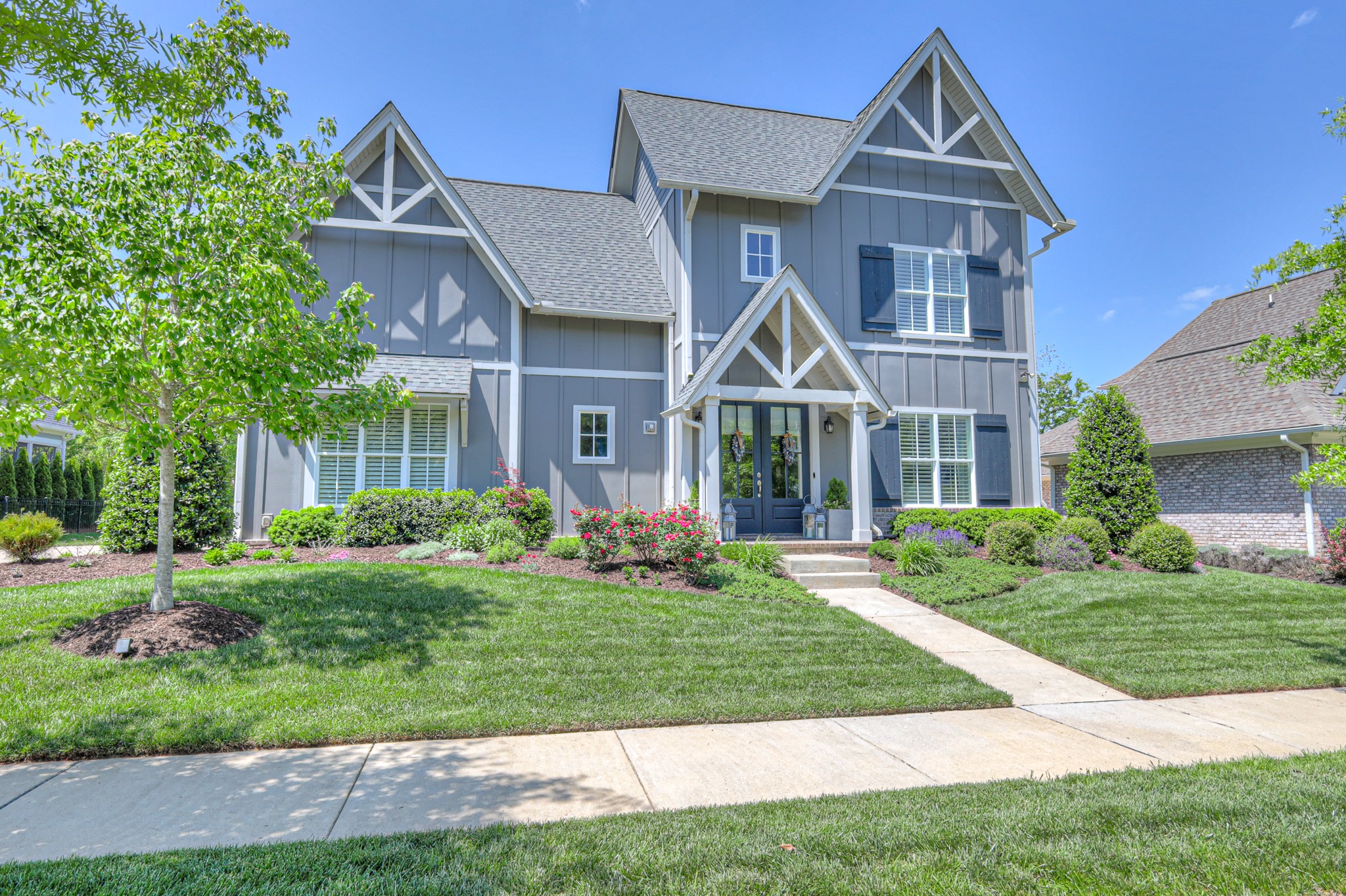 1069 Memorial Dr