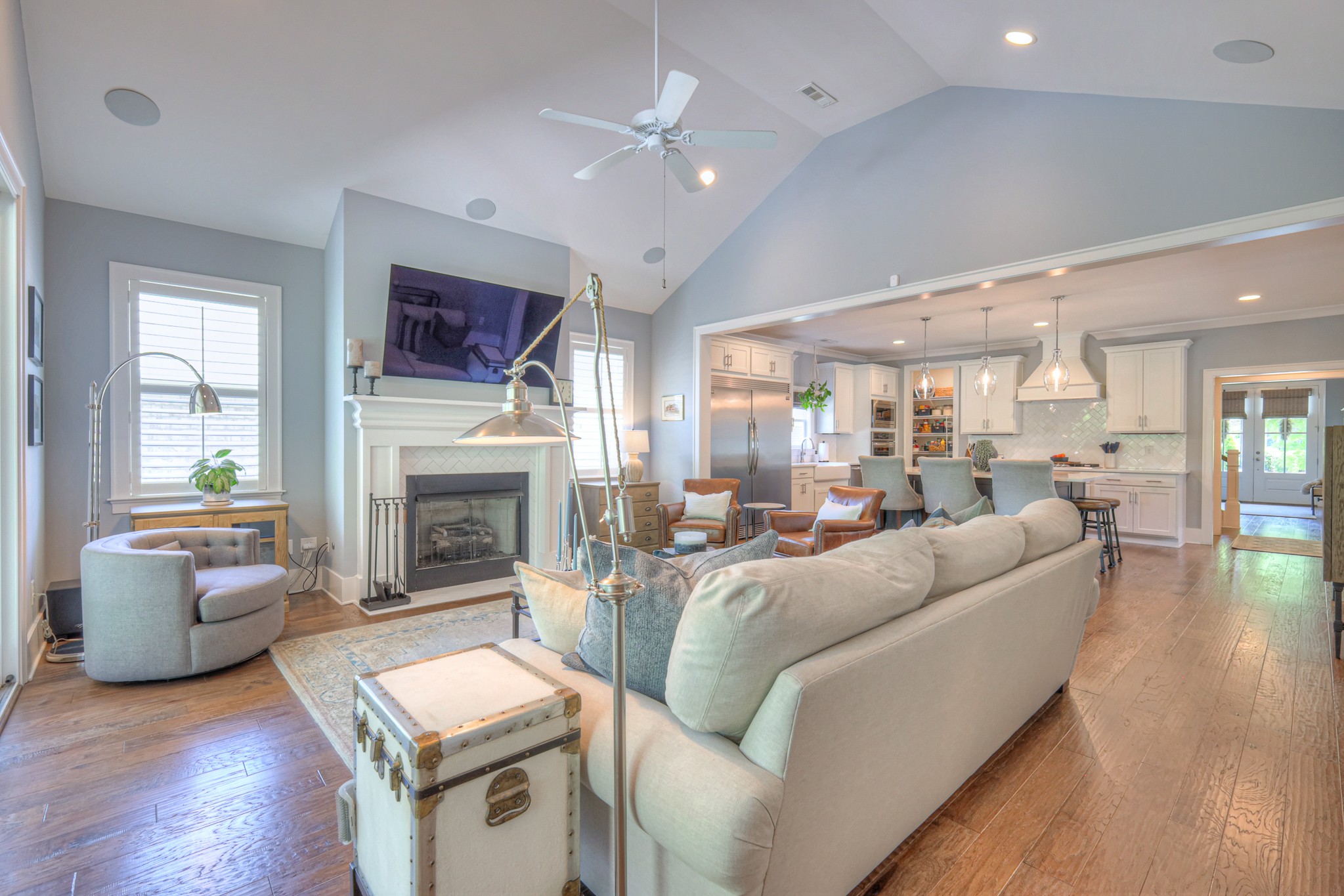 1069 Memorial Dr