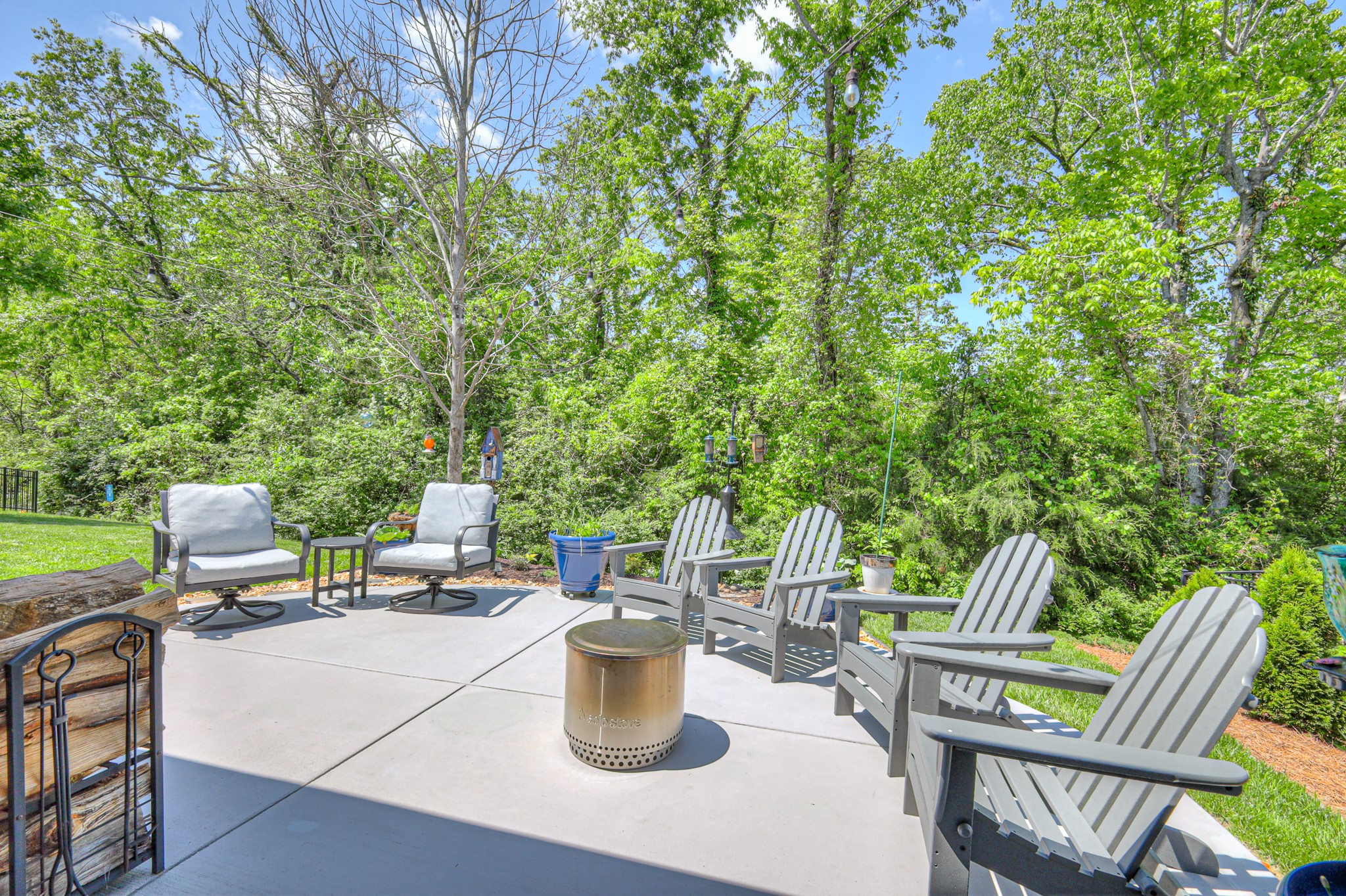 1069 Memorial Dr