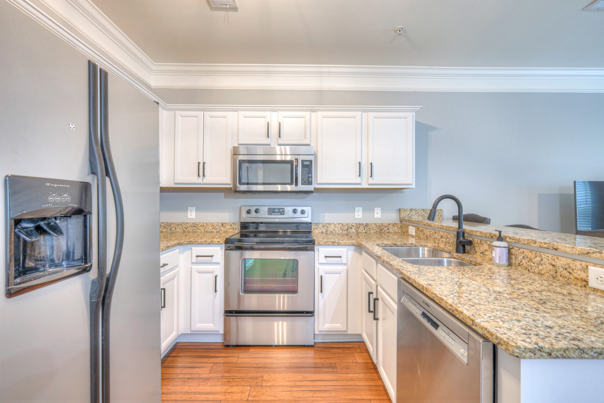 2310 Elliott Ave Unit: 611