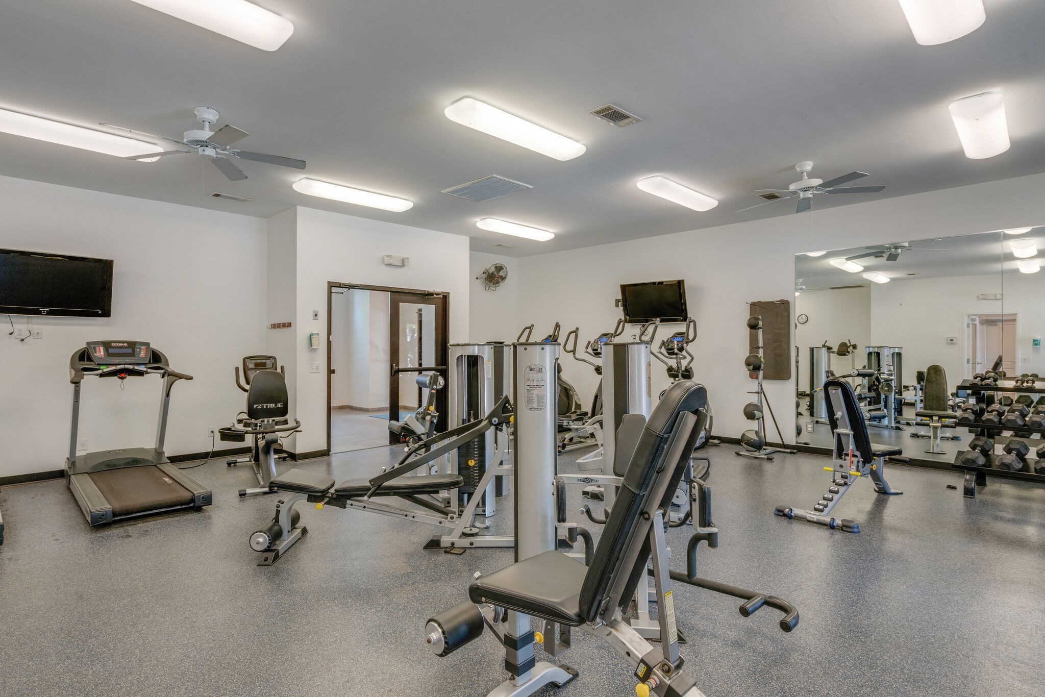 2310 Elliott Ave Unit: 611