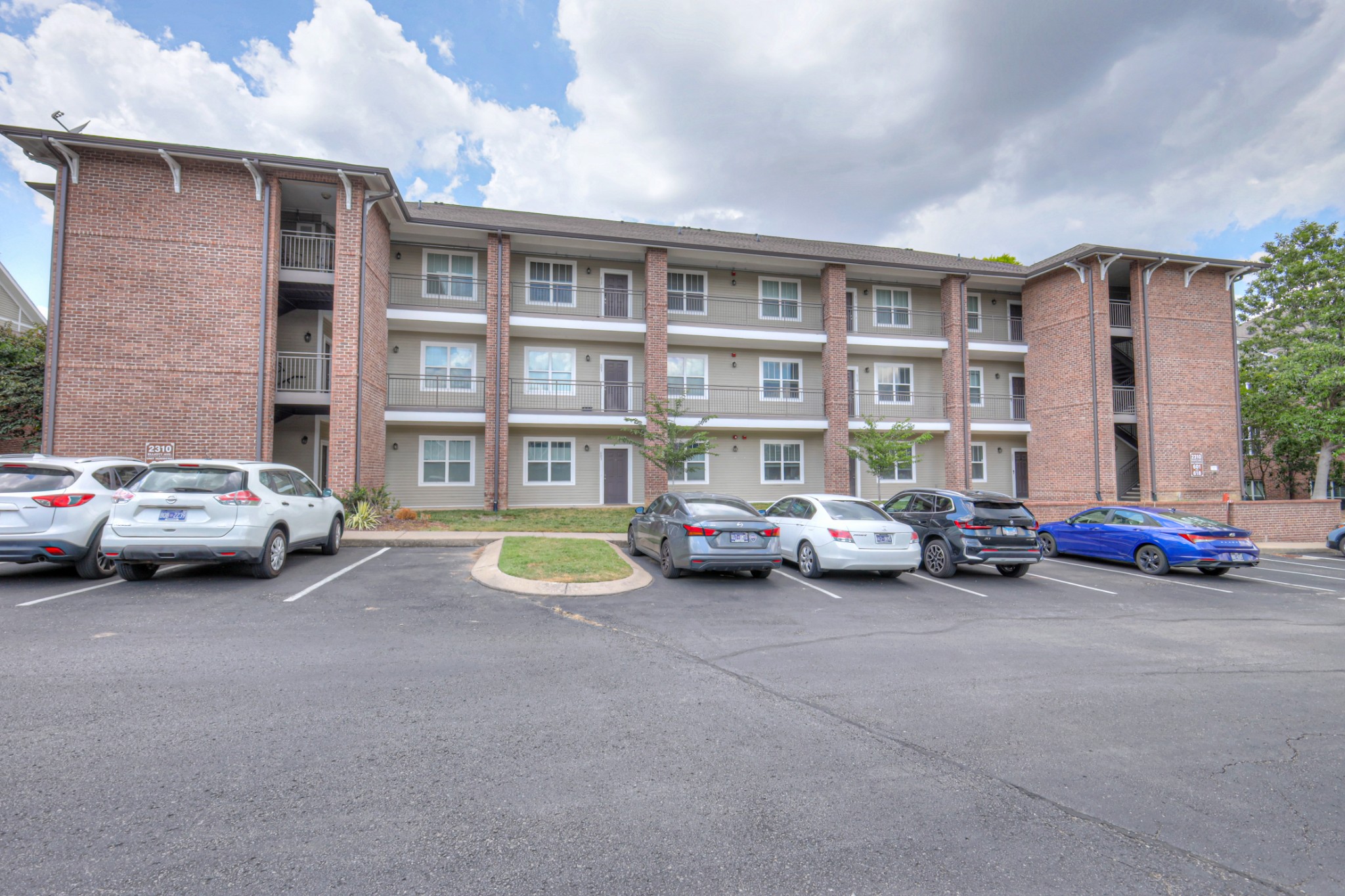 2310 Elliott Ave Unit: 611