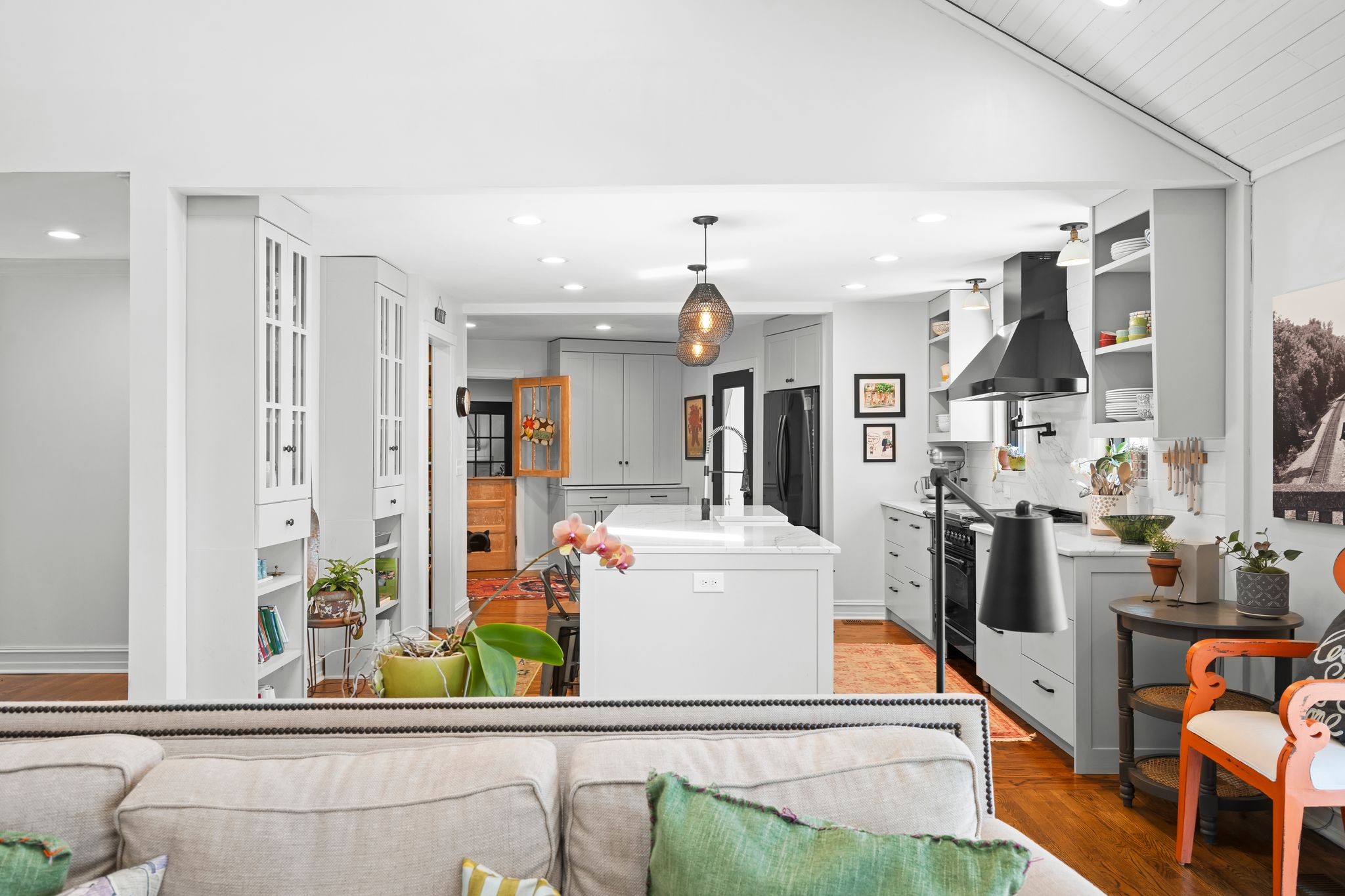 2496 Old Natchez Trce