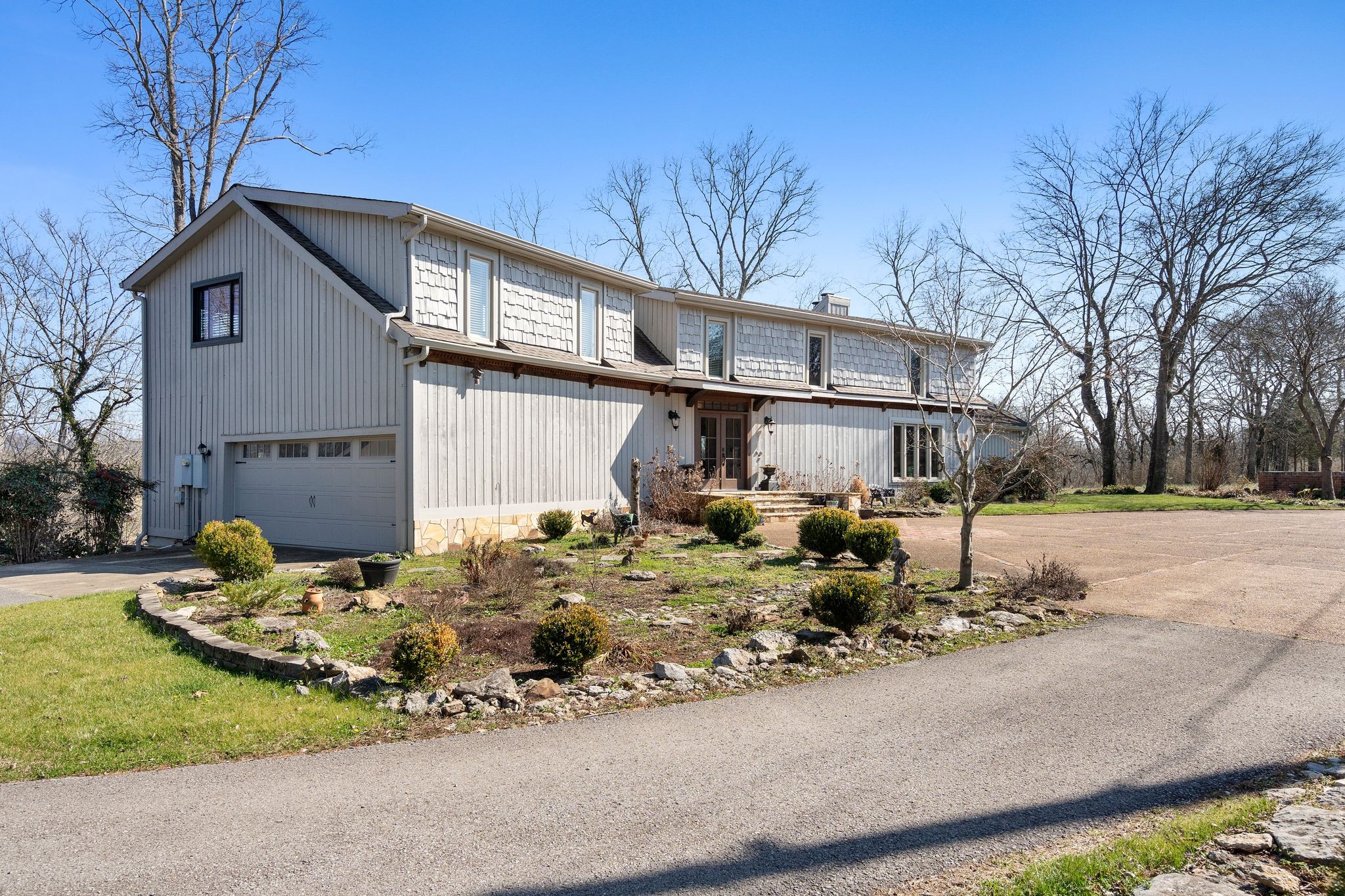 2496 Old Natchez Trce