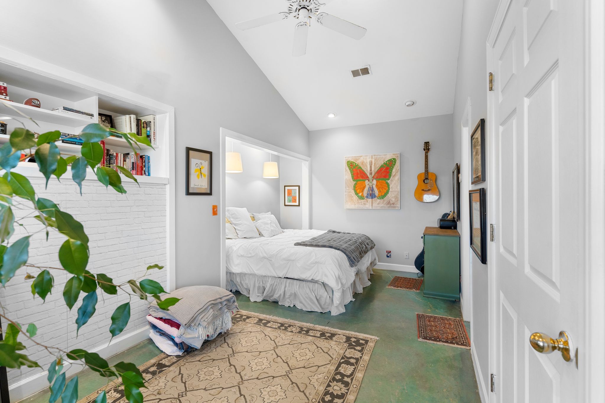 2496 Old Natchez Trce