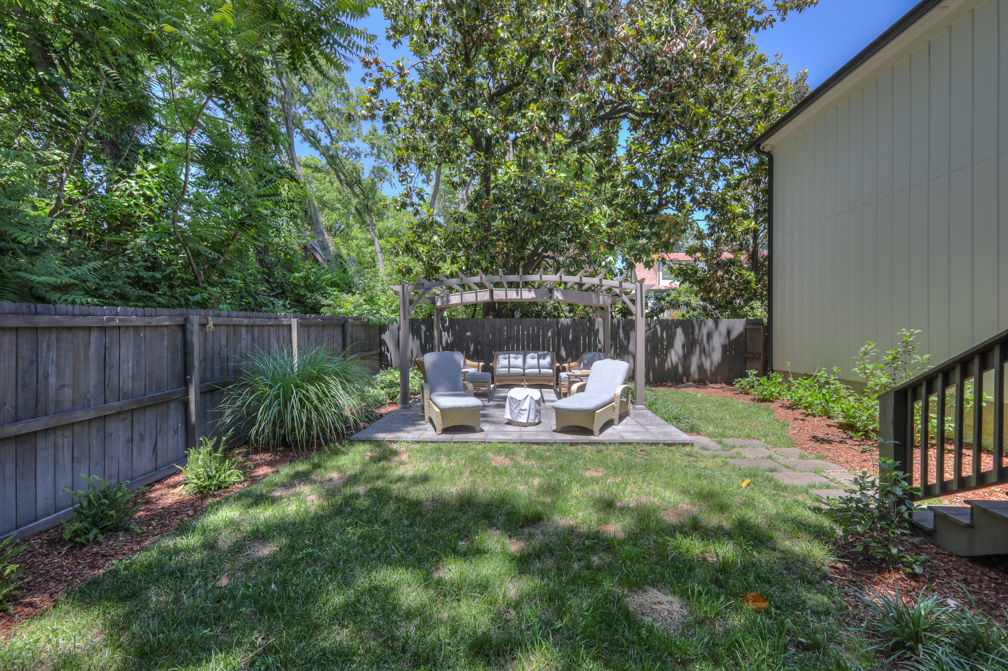 3733 Granny White Pike