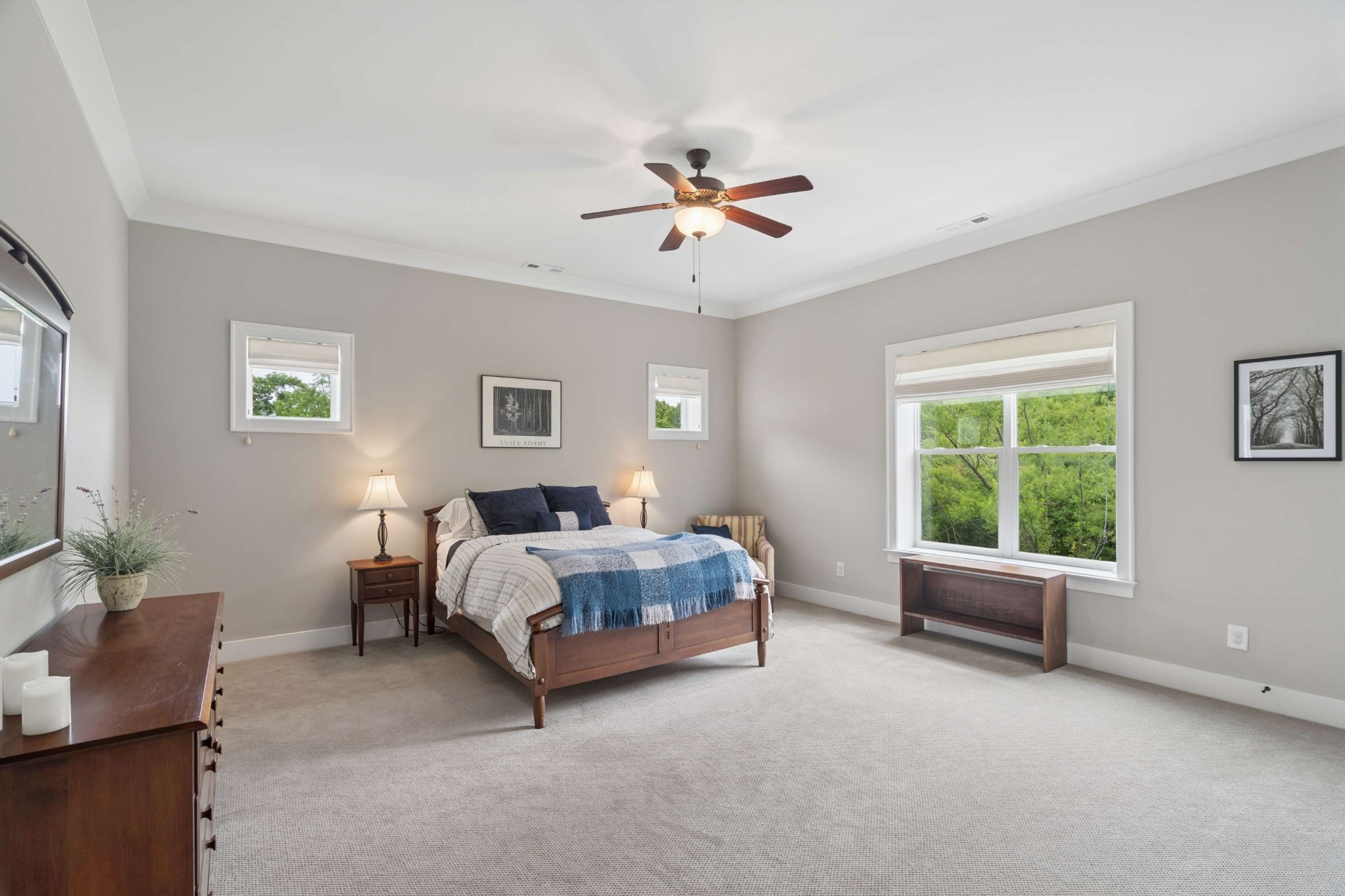 1863 Burland Cres