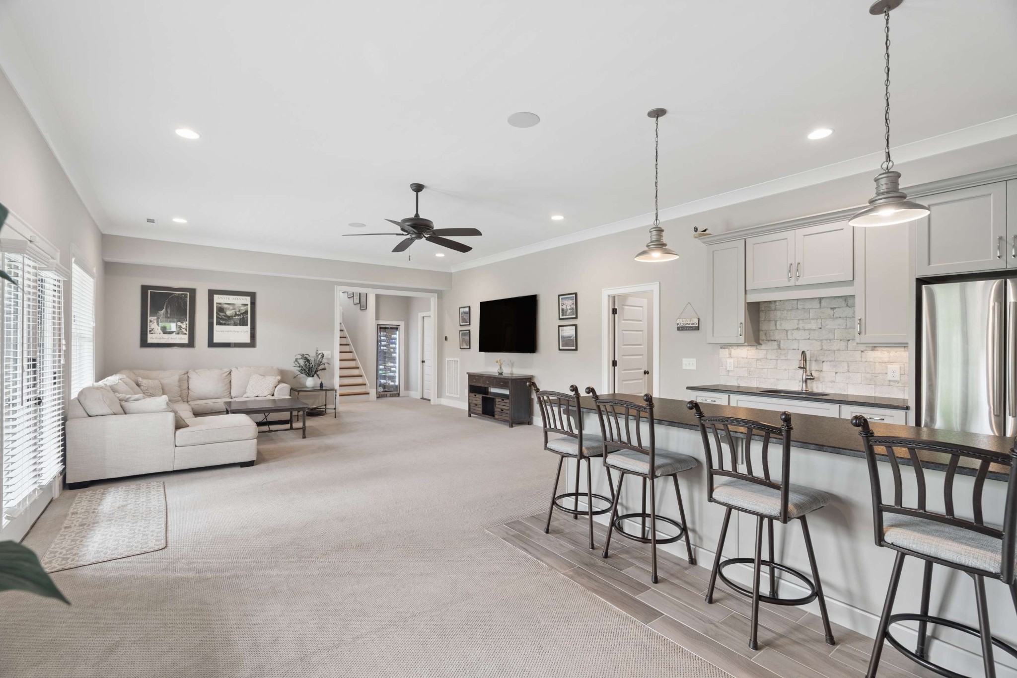 1863 Burland Cres