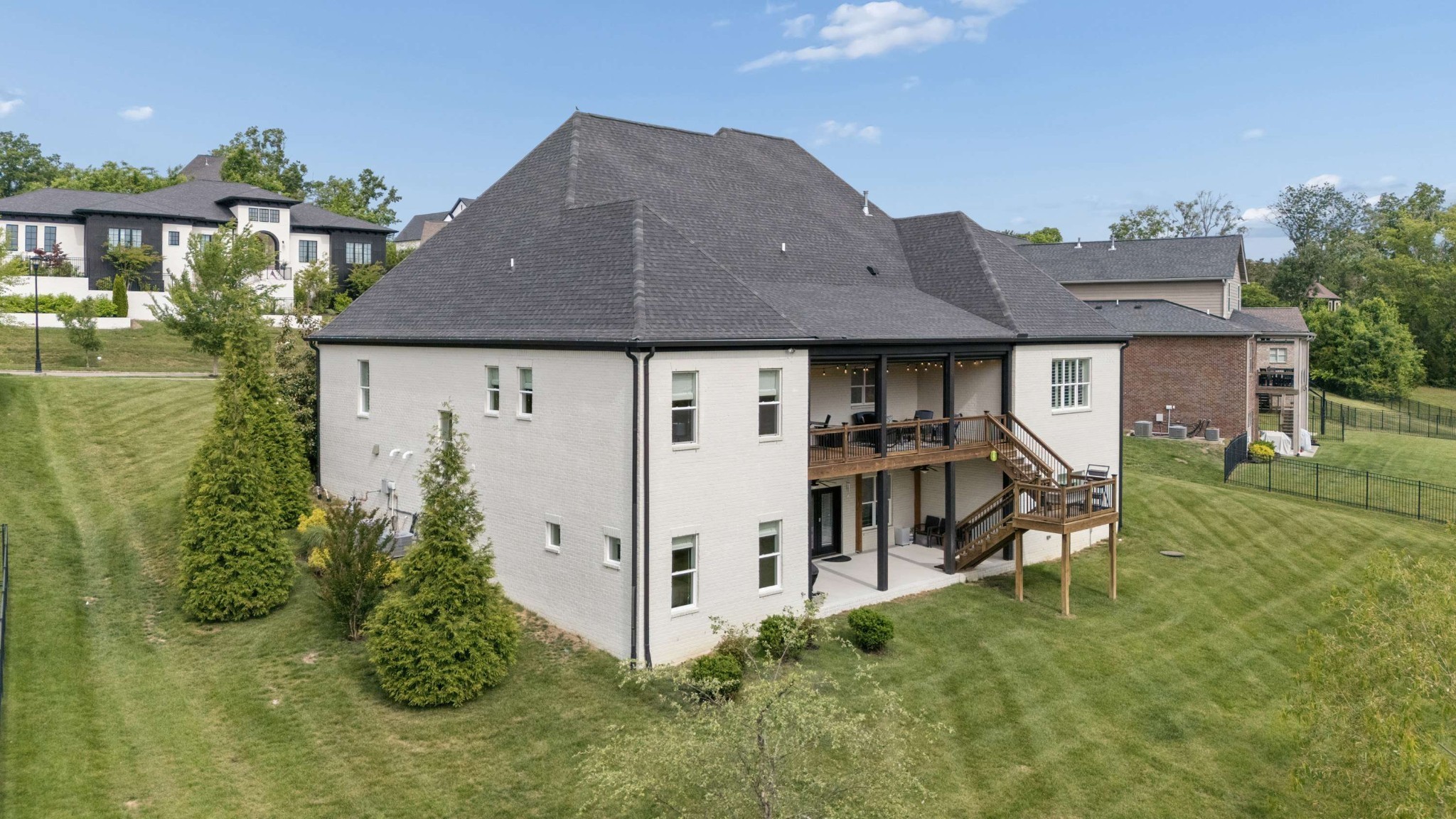 1863 Burland Cres