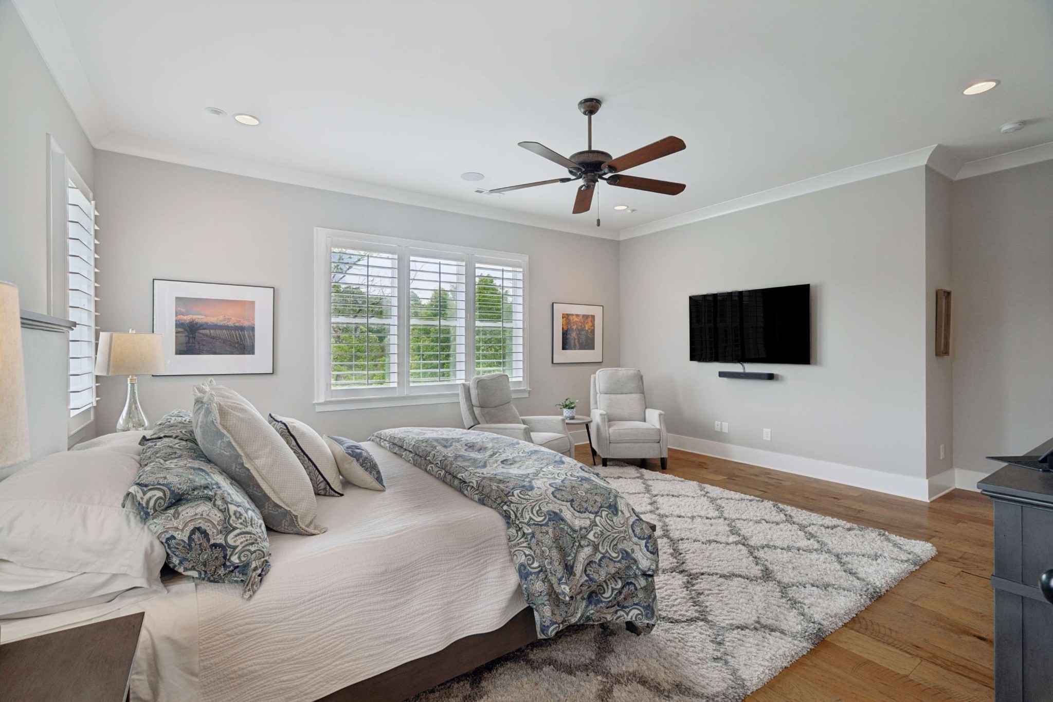 1863 Burland Cres