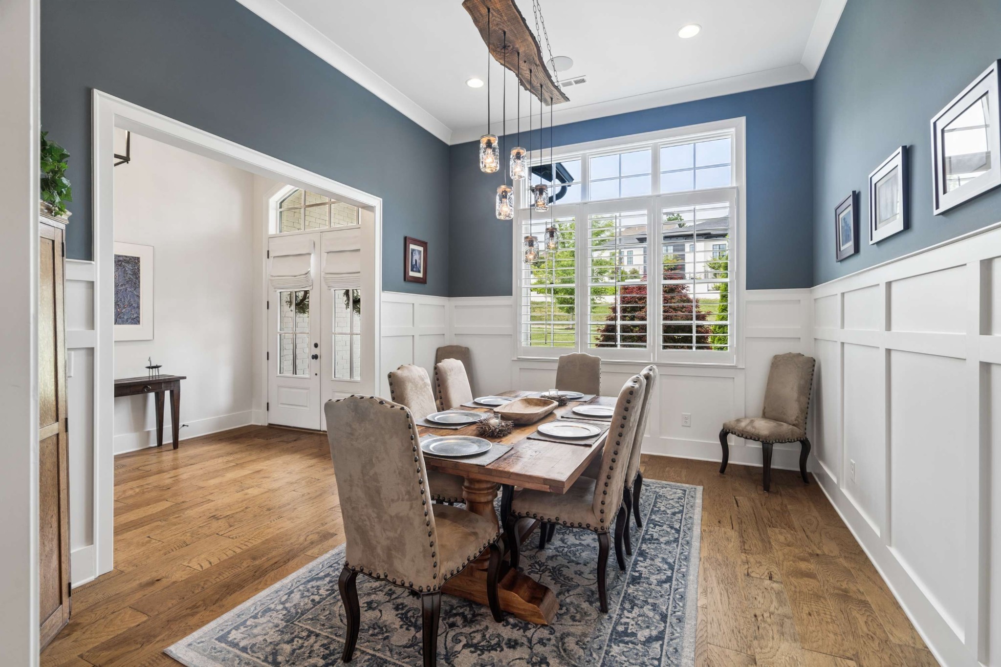 1863 Burland Cres