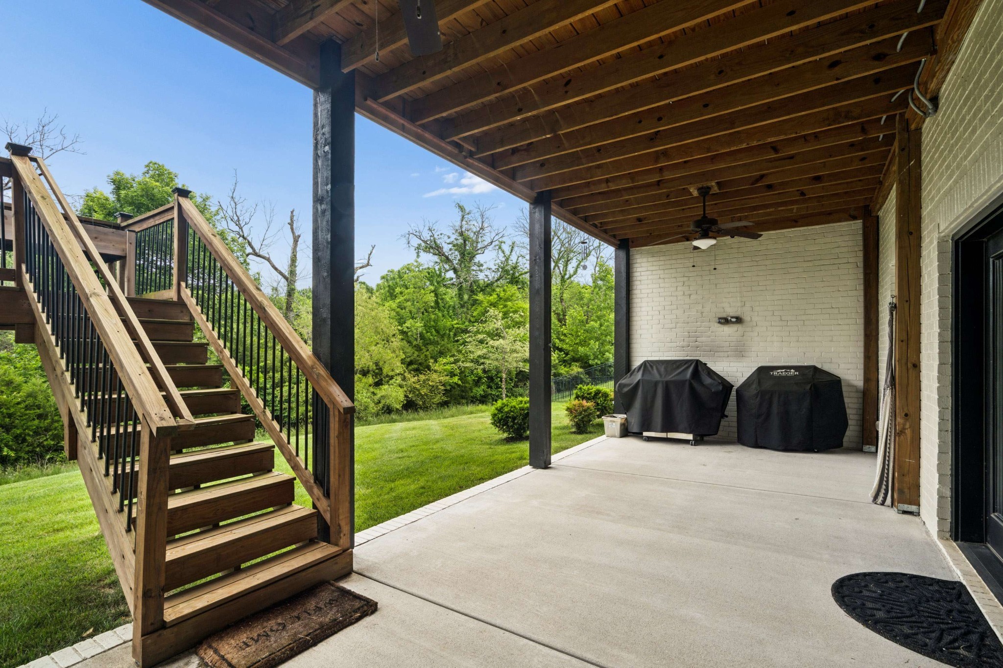 1863 Burland Cres