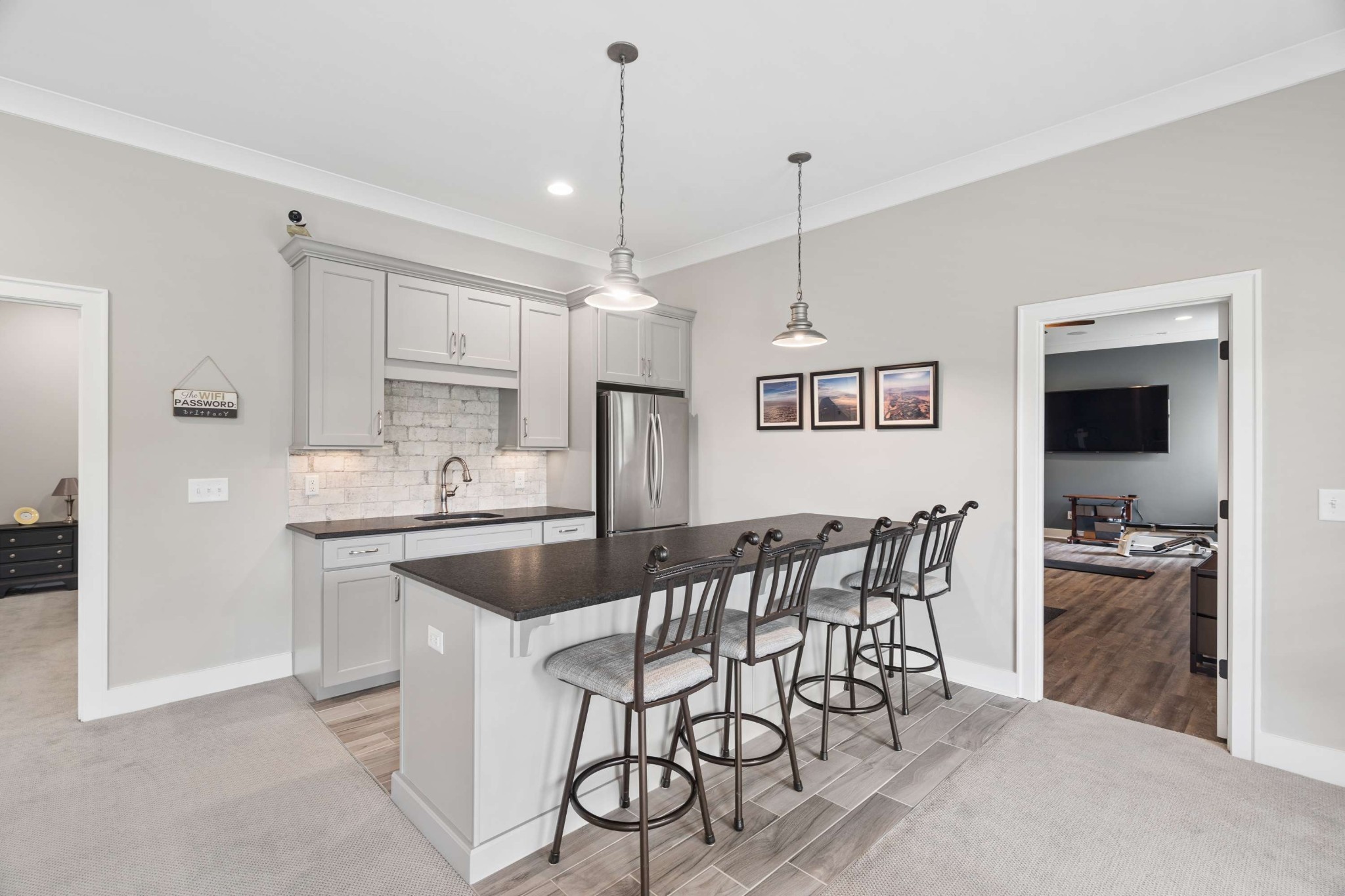 1863 Burland Cres