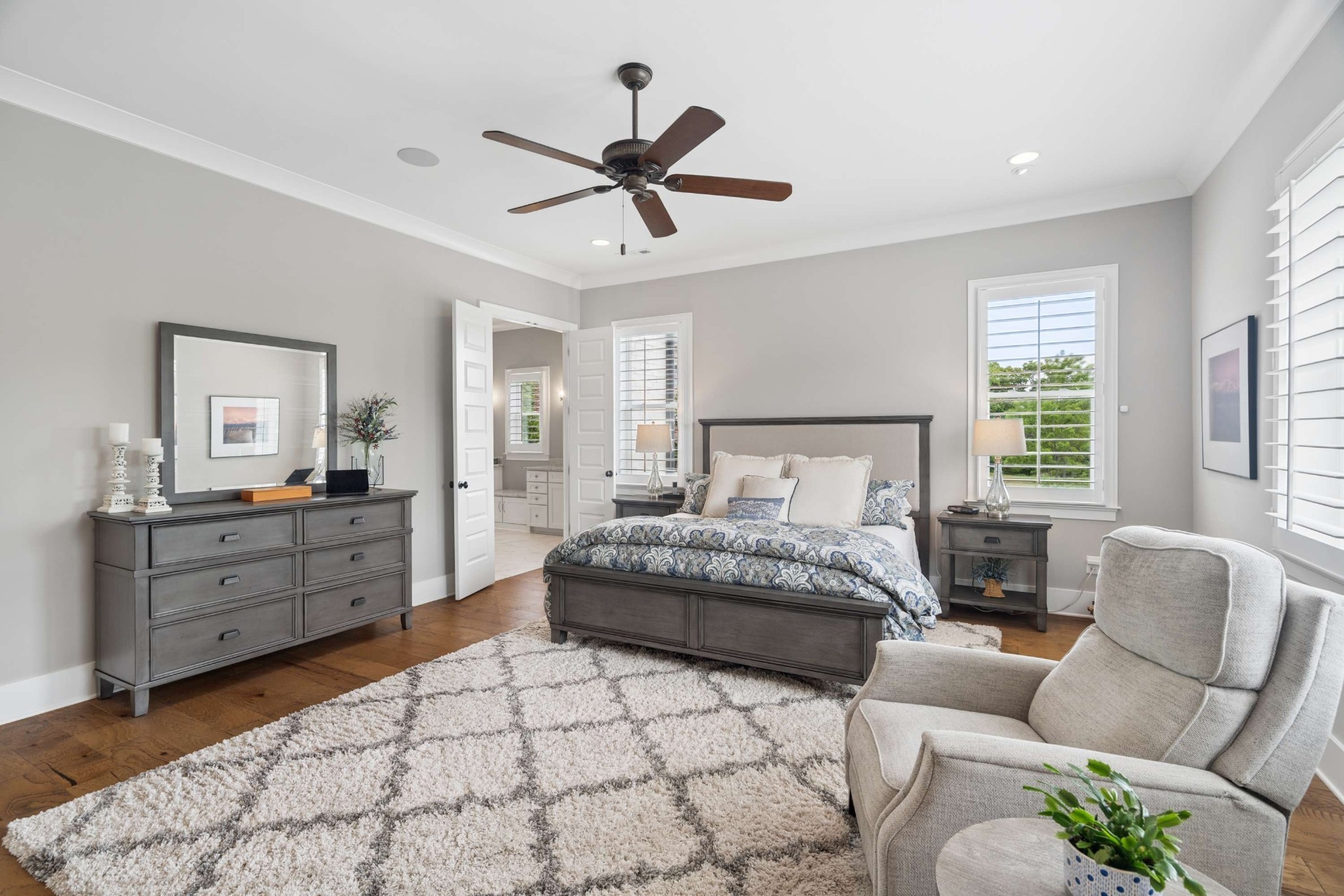 1863 Burland Cres