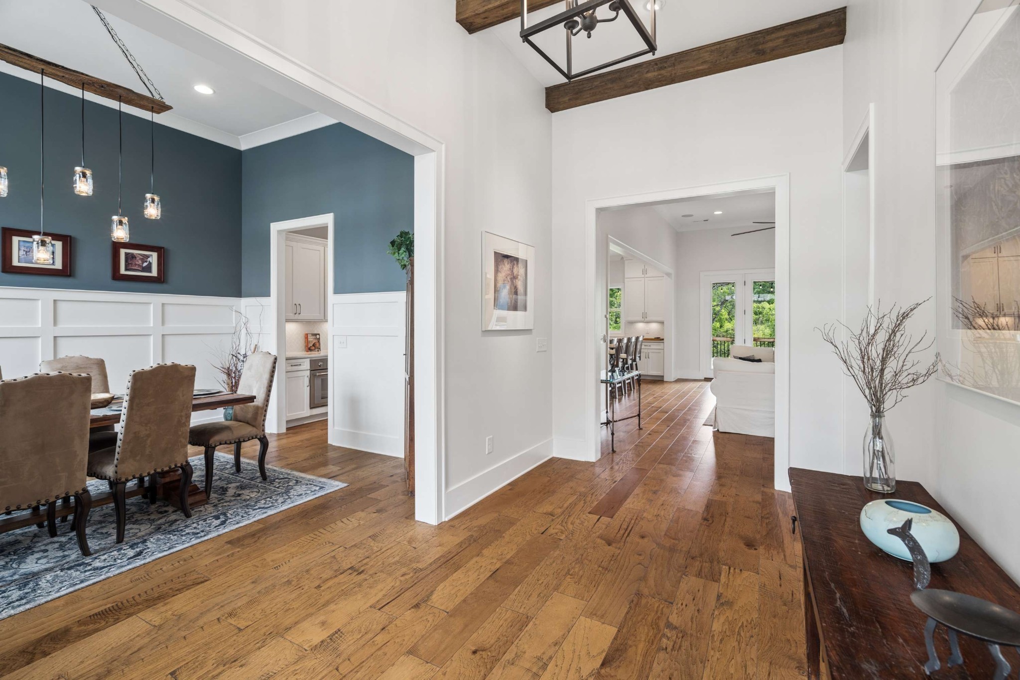 1863 Burland Cres