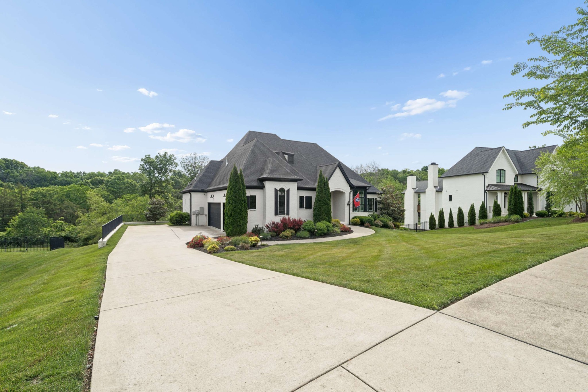 1863 Burland Cres