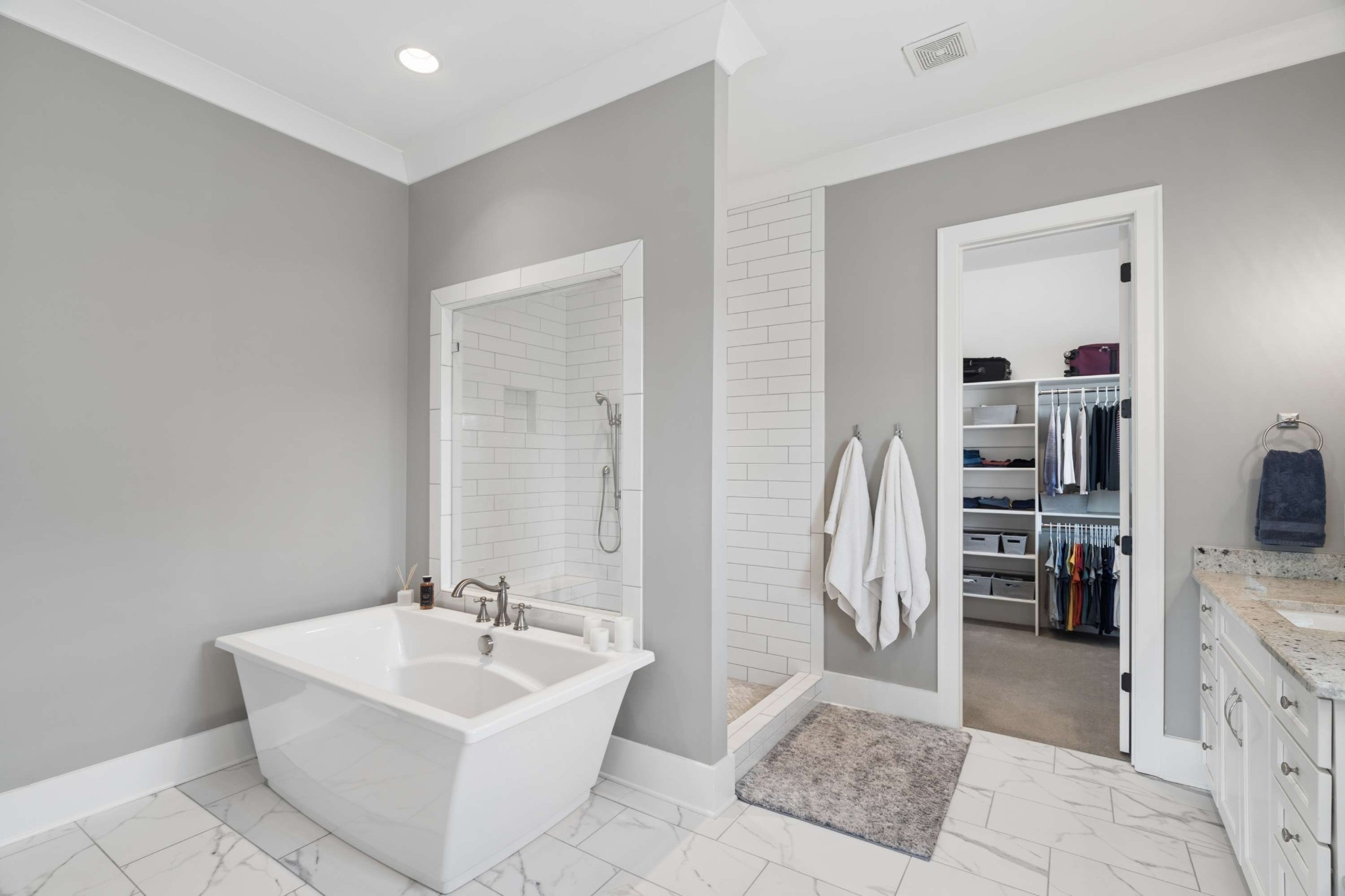 1863 Burland Cres