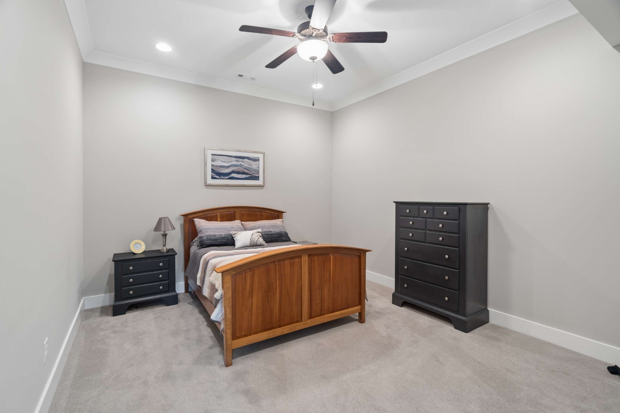 1863 Burland Cres