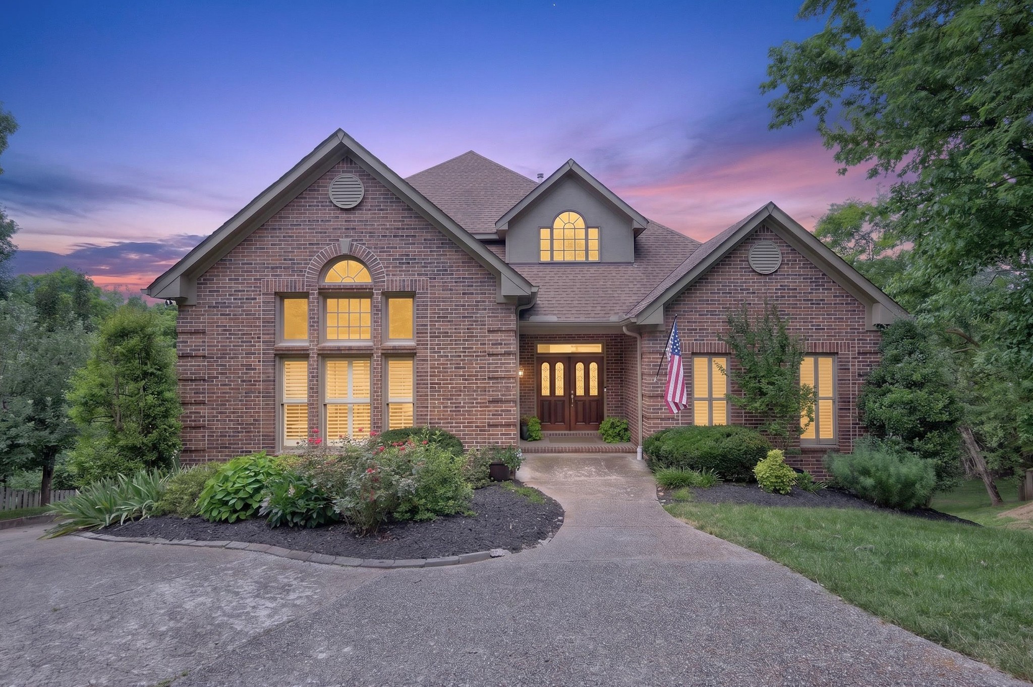 612 Eastcastle Ct