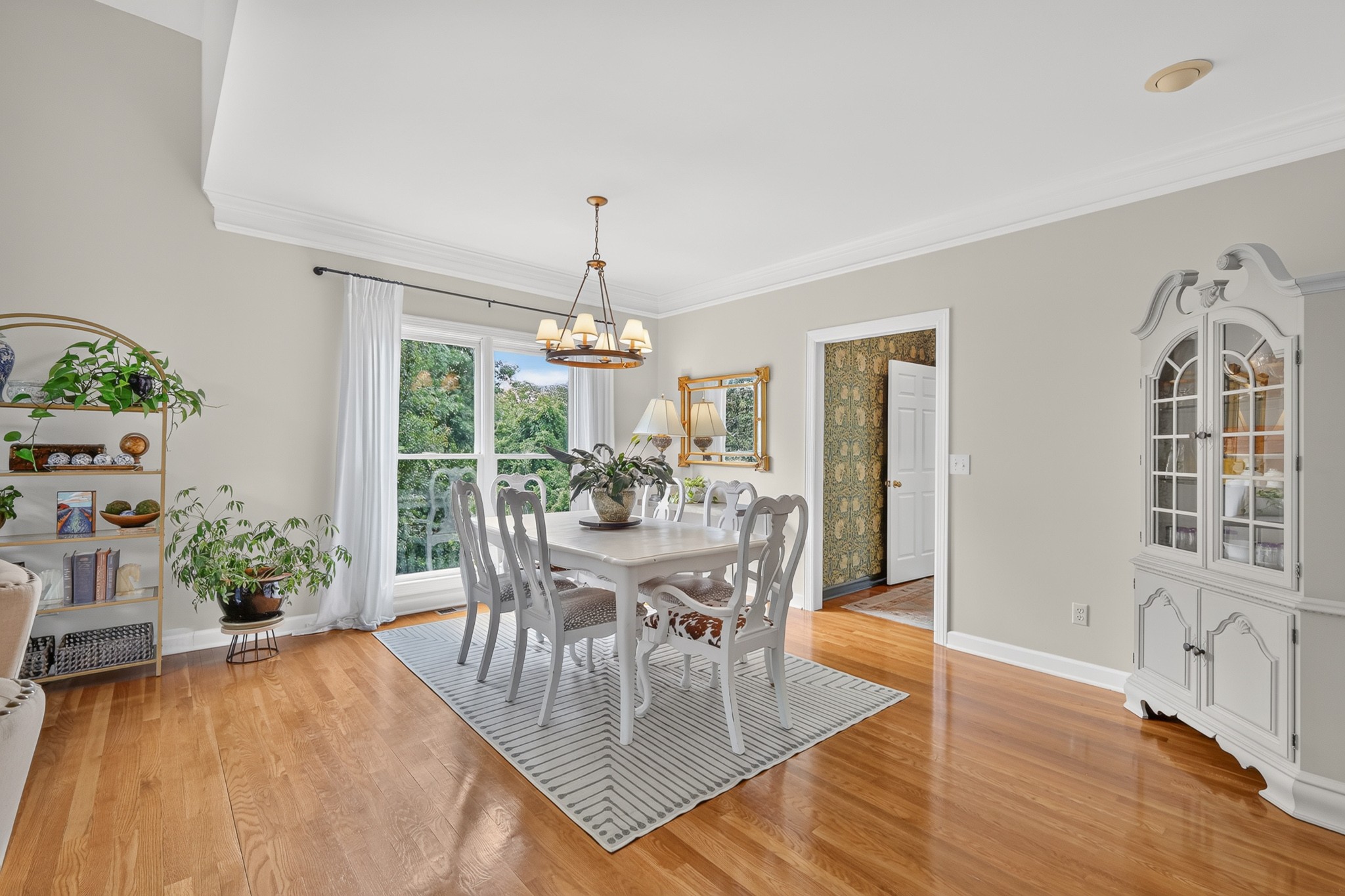 612 Eastcastle Ct