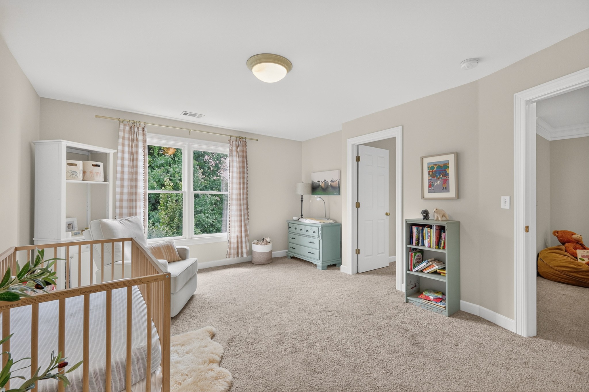 612 Eastcastle Ct