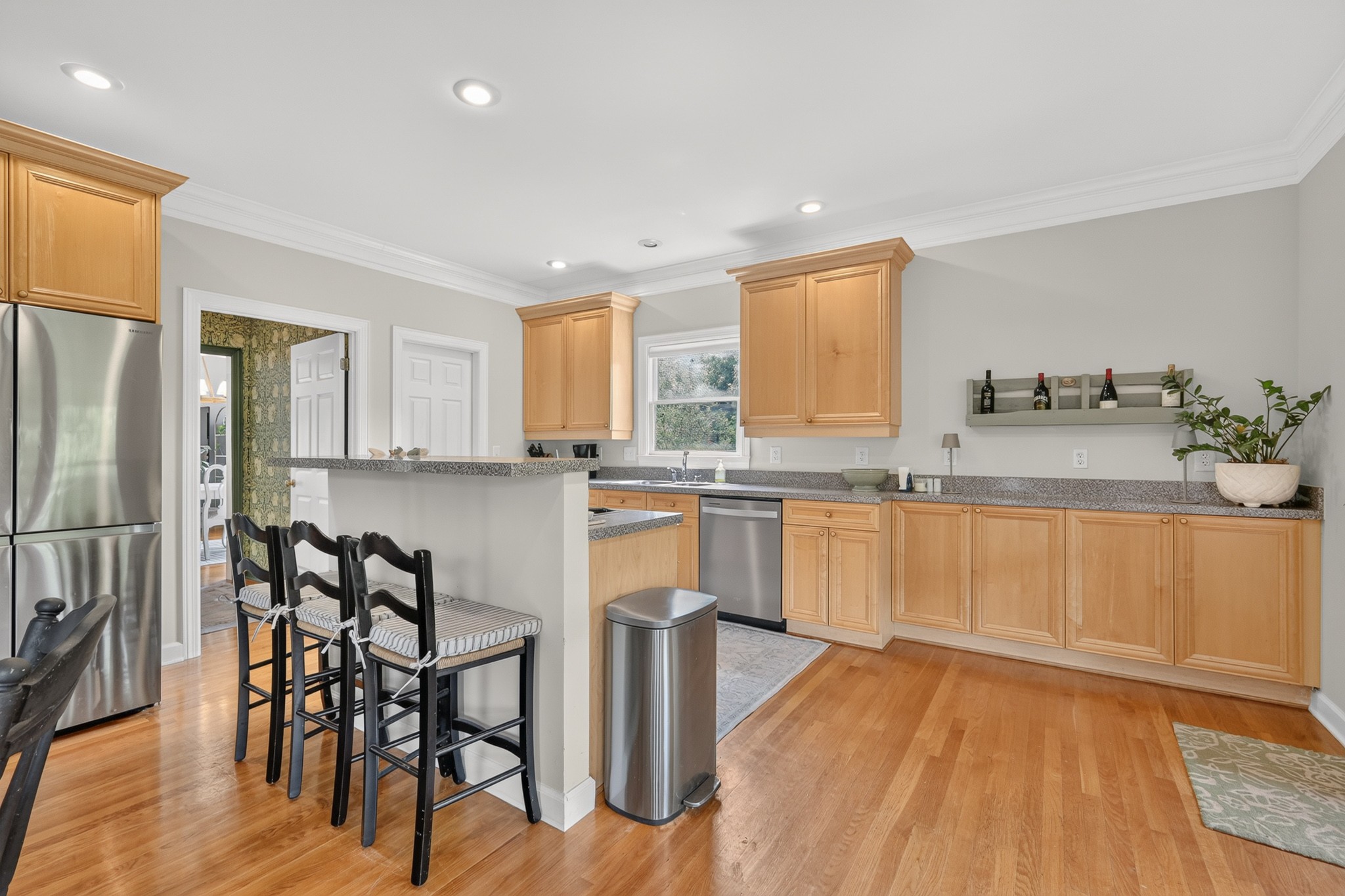 612 Eastcastle Ct
