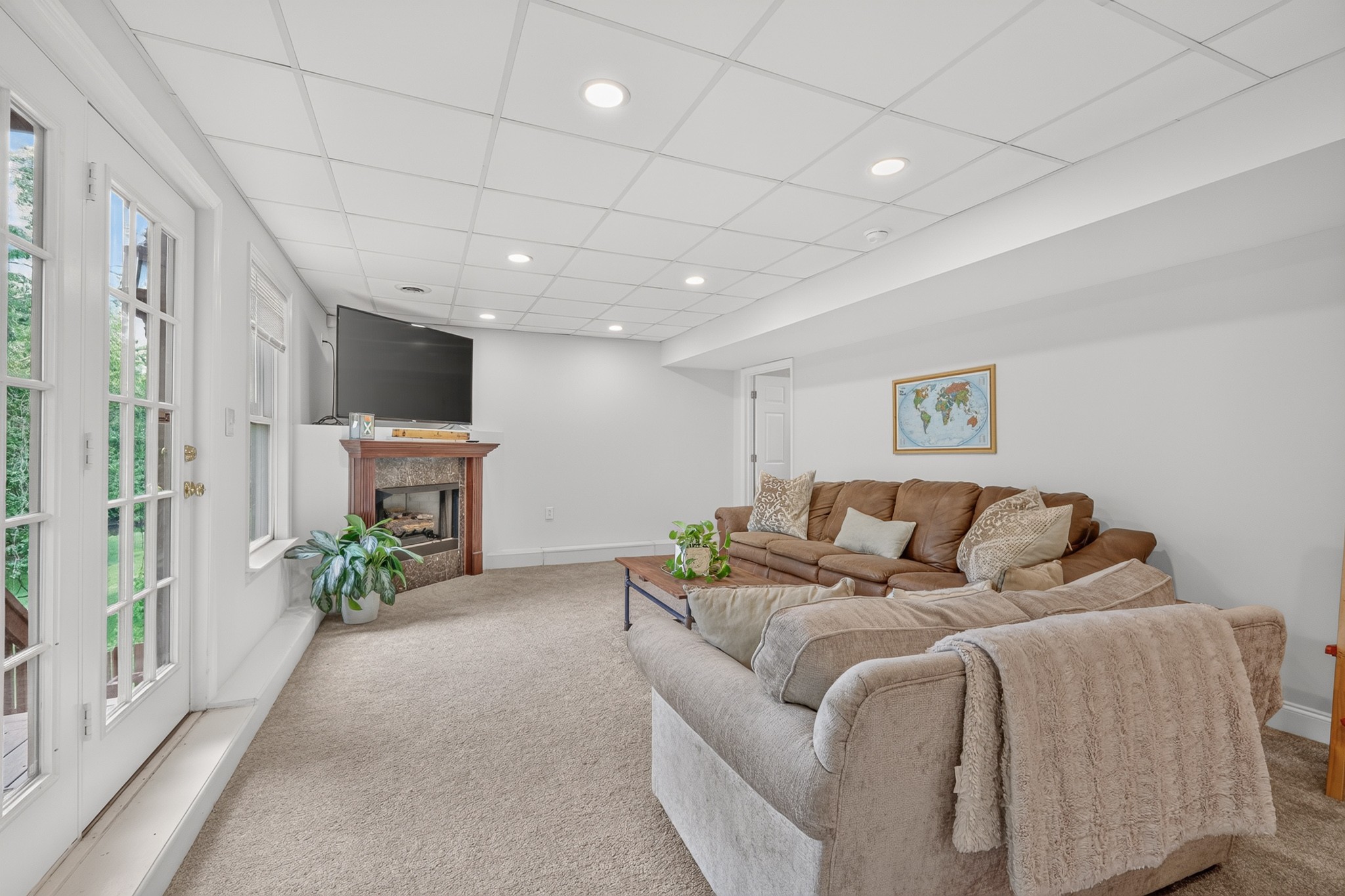 612 Eastcastle Ct