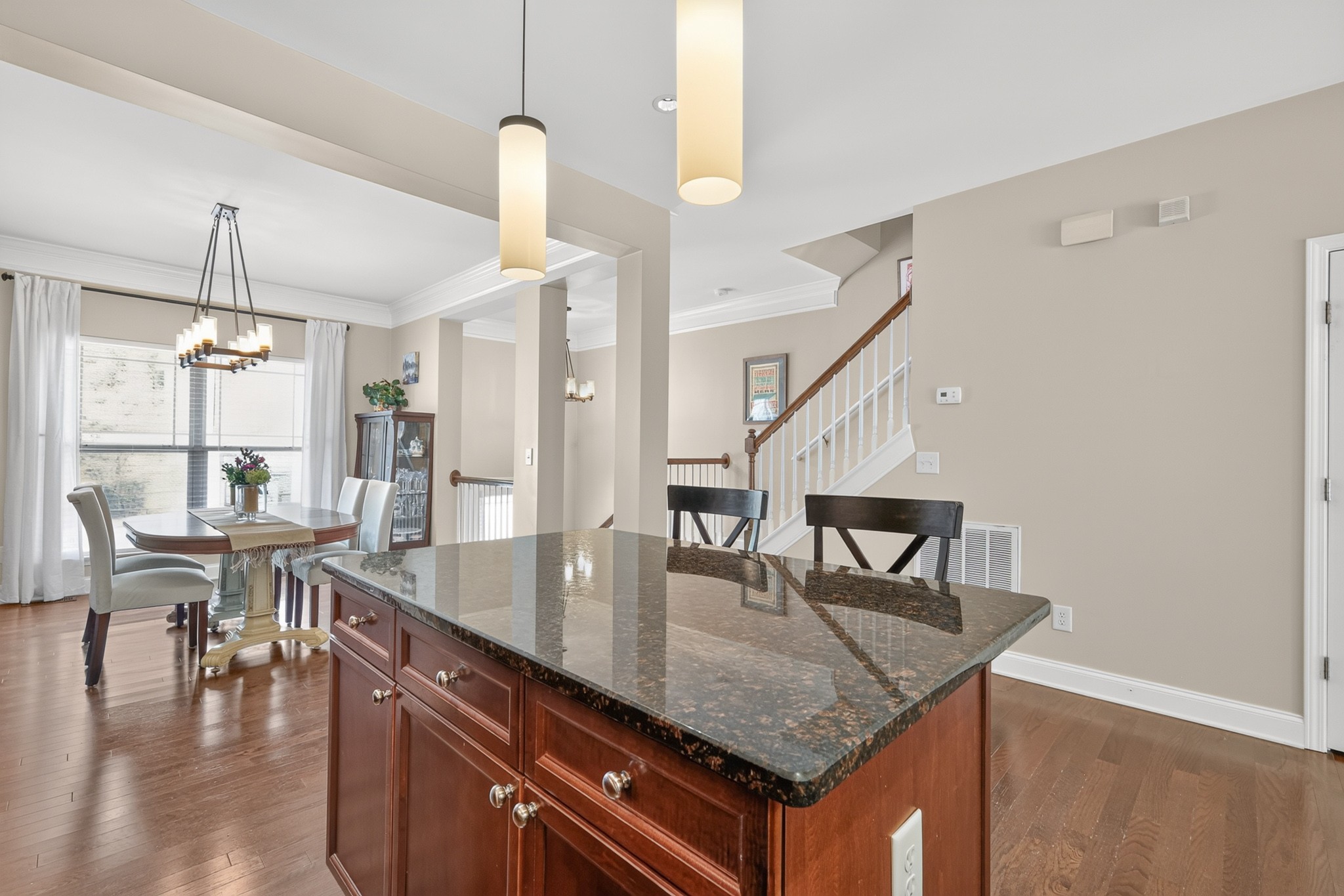 1071 Woodbury Falls Dr