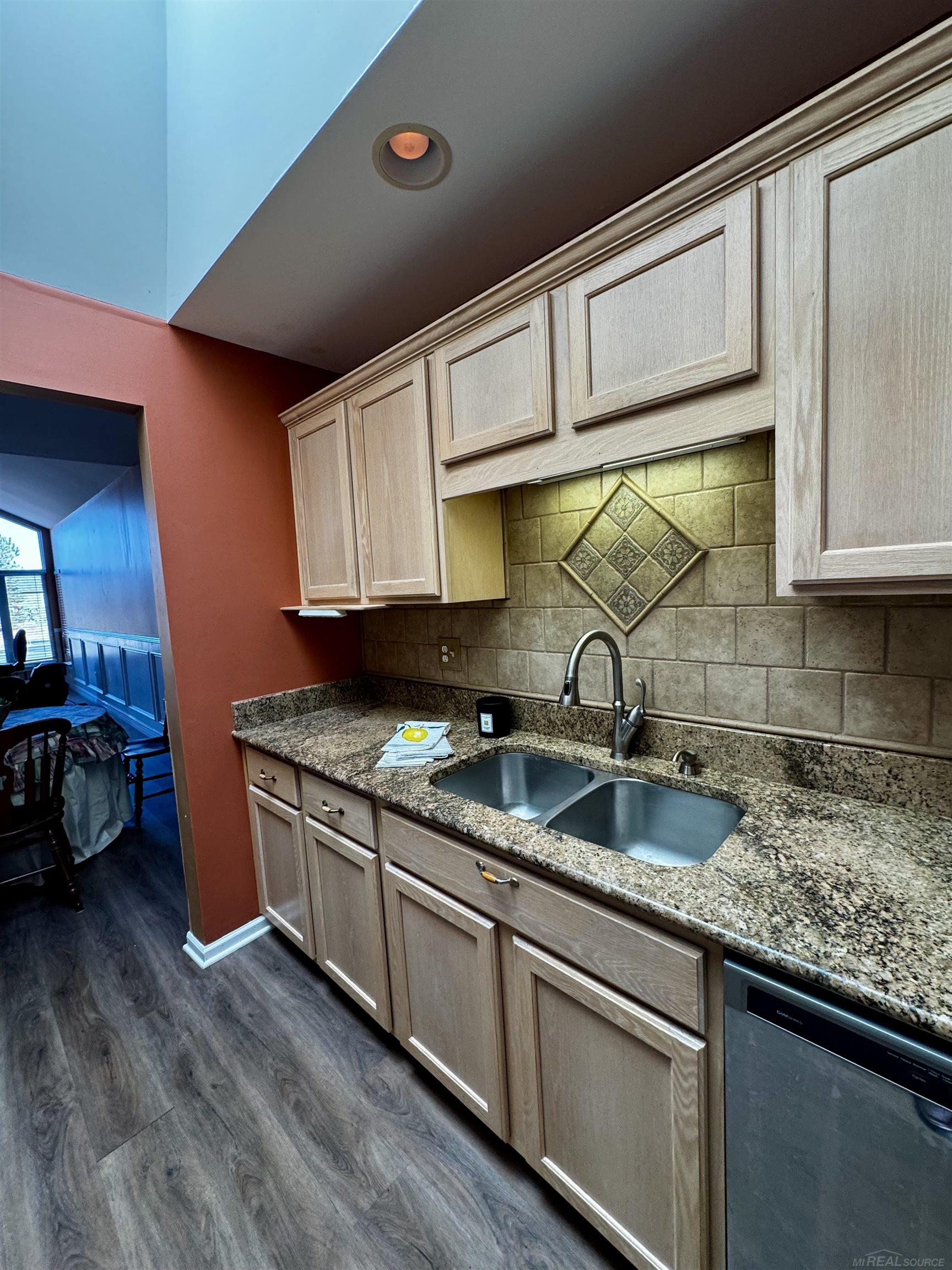 11361 Oak Grove Court, Washington T-WI