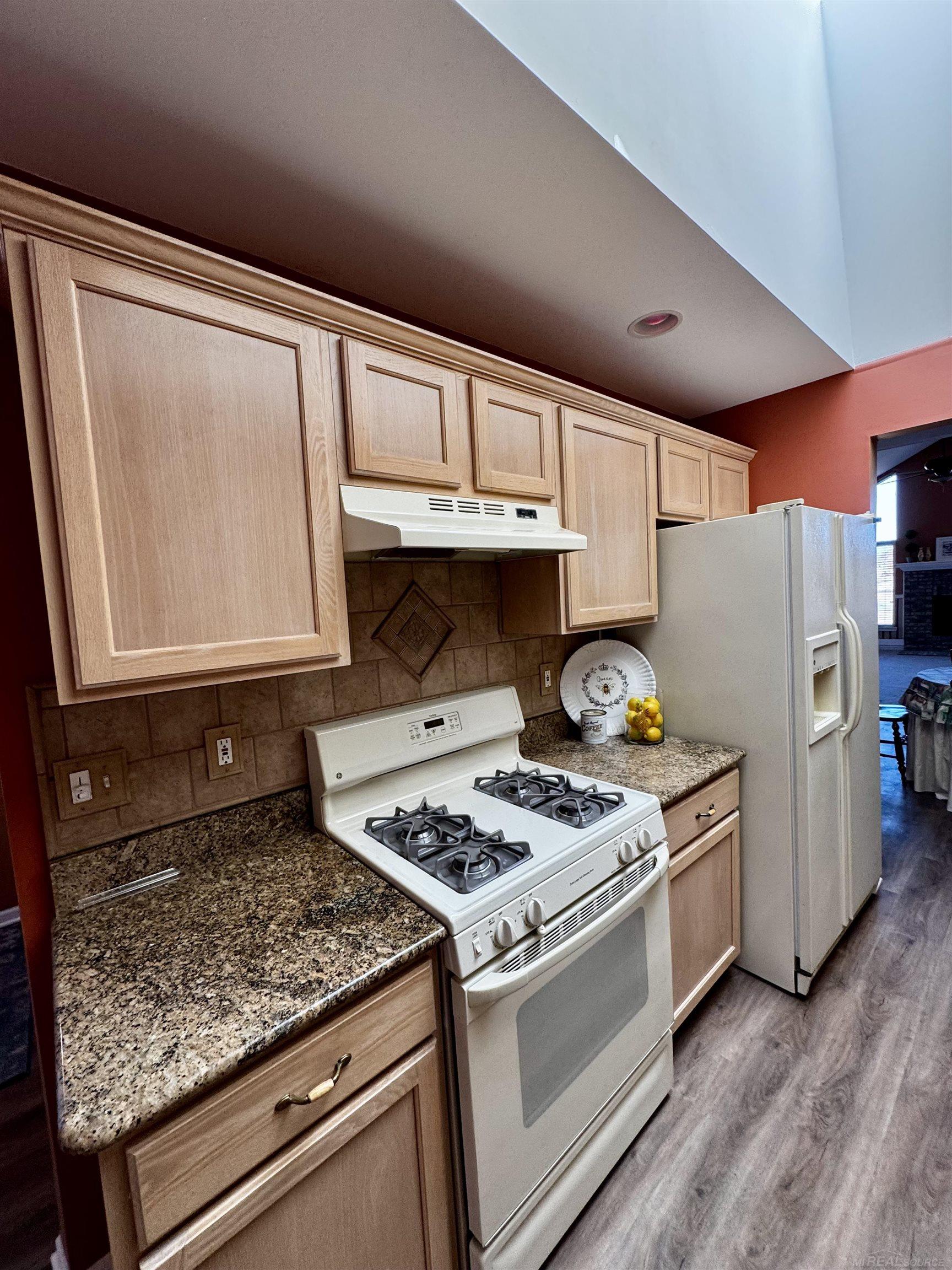 11361 Oak Grove Court, Washington T-WI