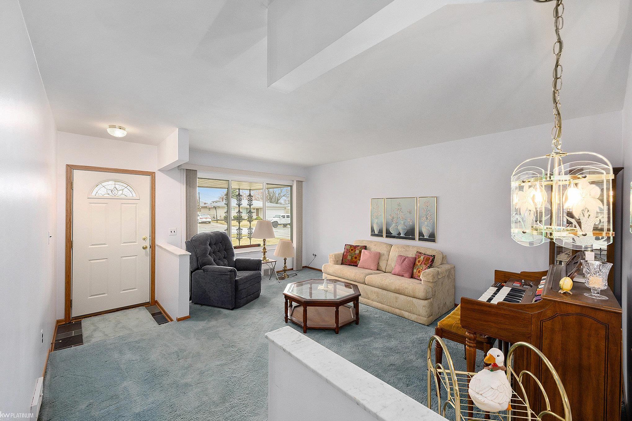 35361 Lana Lane