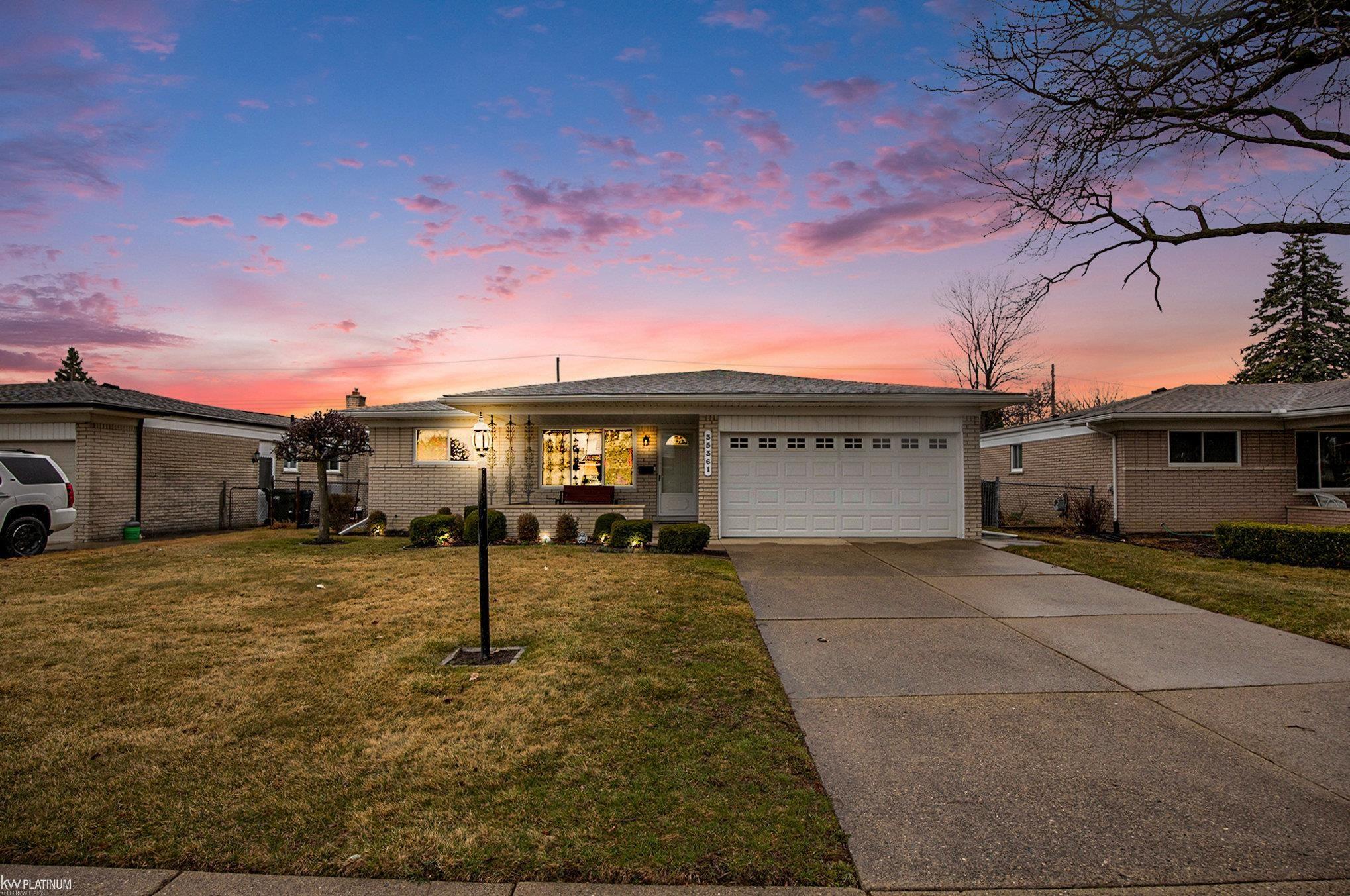 35361 Lana Lane