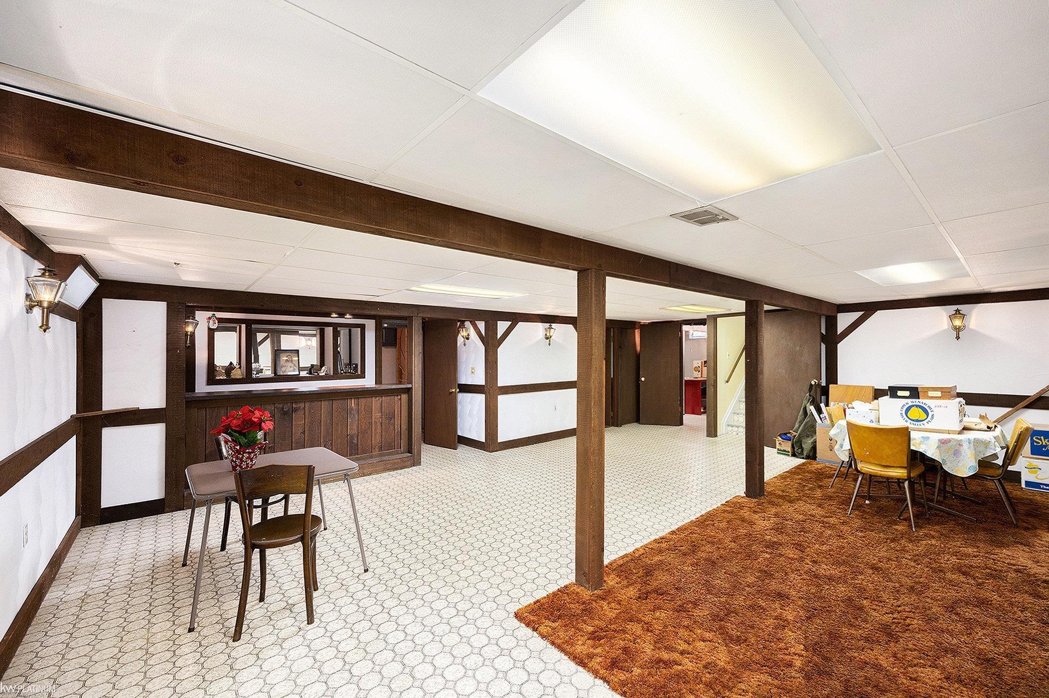 35361 Lana Lane