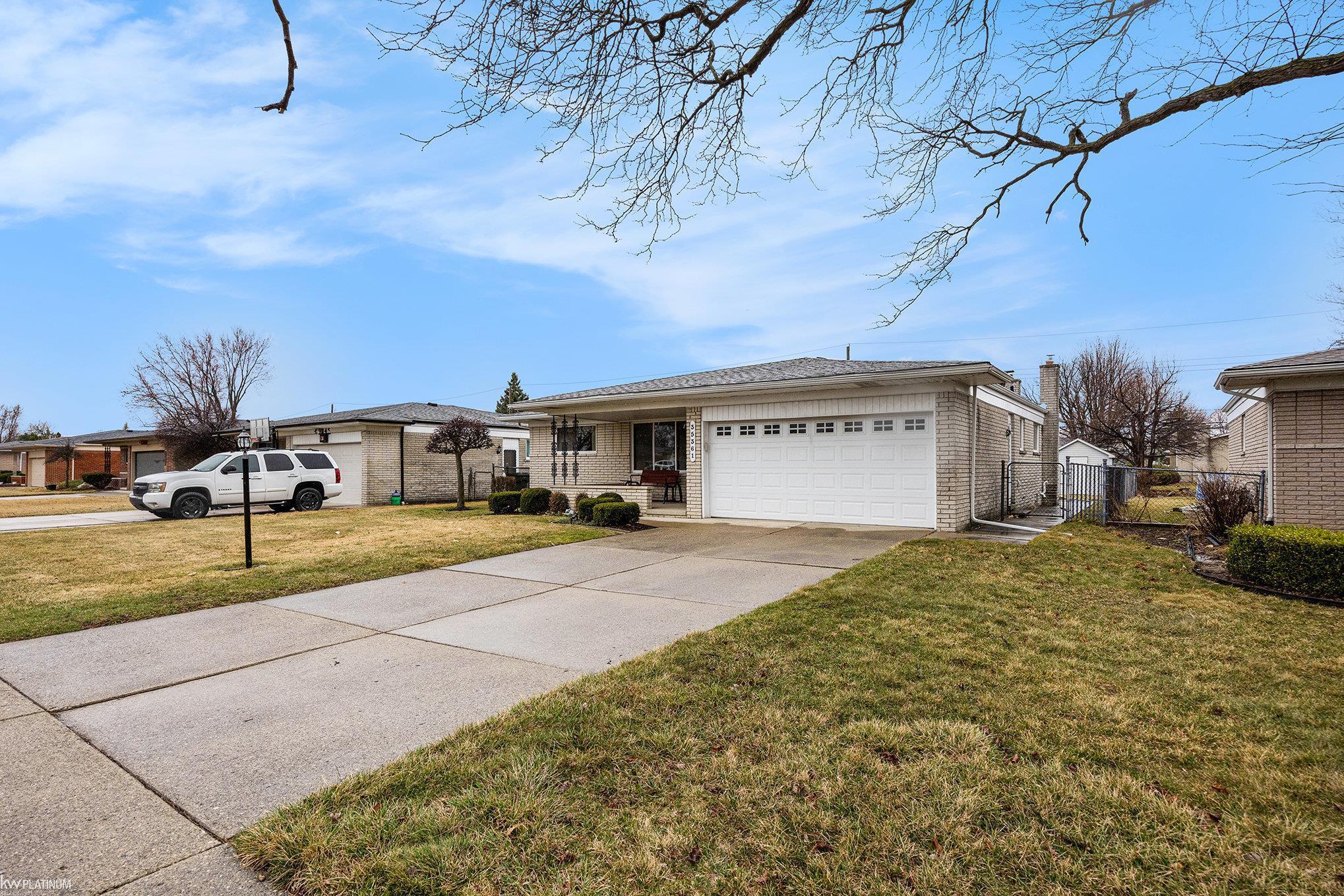 35361 Lana Lane