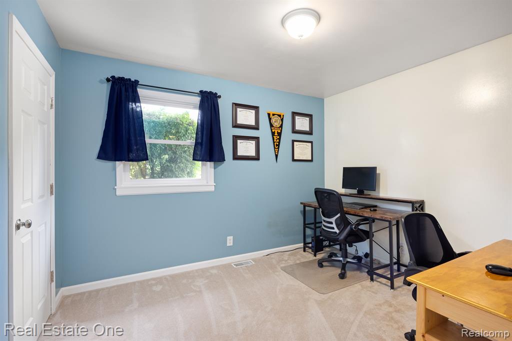 2112 Bretton Drive
